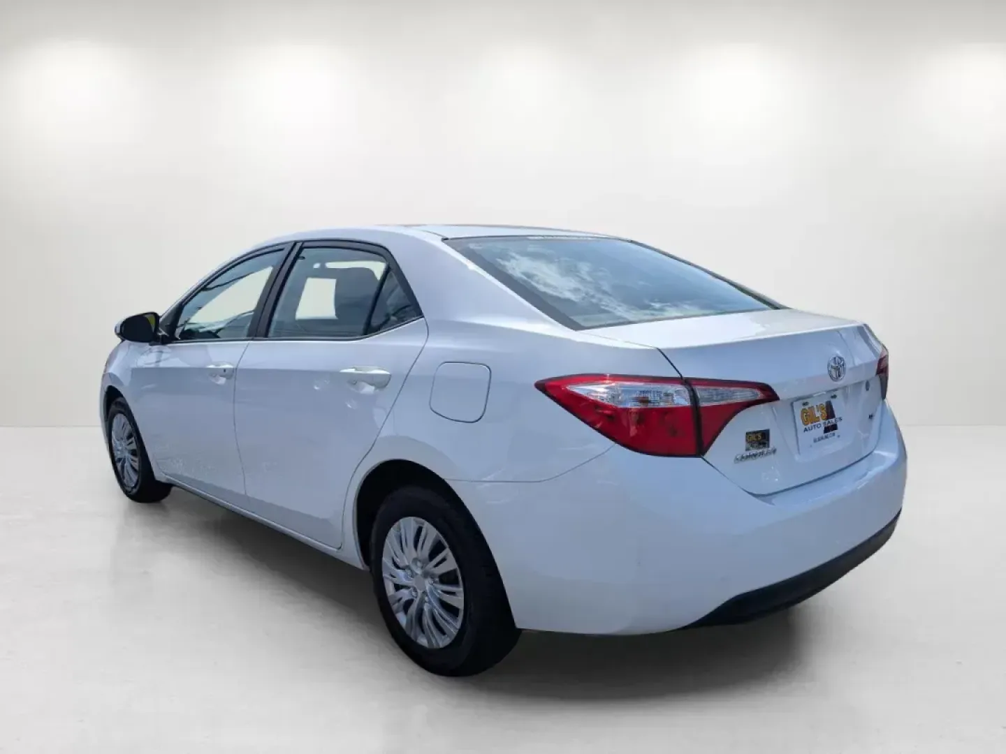2014 Toyota Corolla LE (2T1BURHE6EC) with an Regular Unleaded I-4 1.8 L/110 engine, 1-Speed CVT w/OD transmission, located at 521 Old Farm Lane Rd, Prattville, AL, 36066, (334) 325-1505, 32.482460, -86.416367 - 2014 Toyota Corolla LE - Photo#2