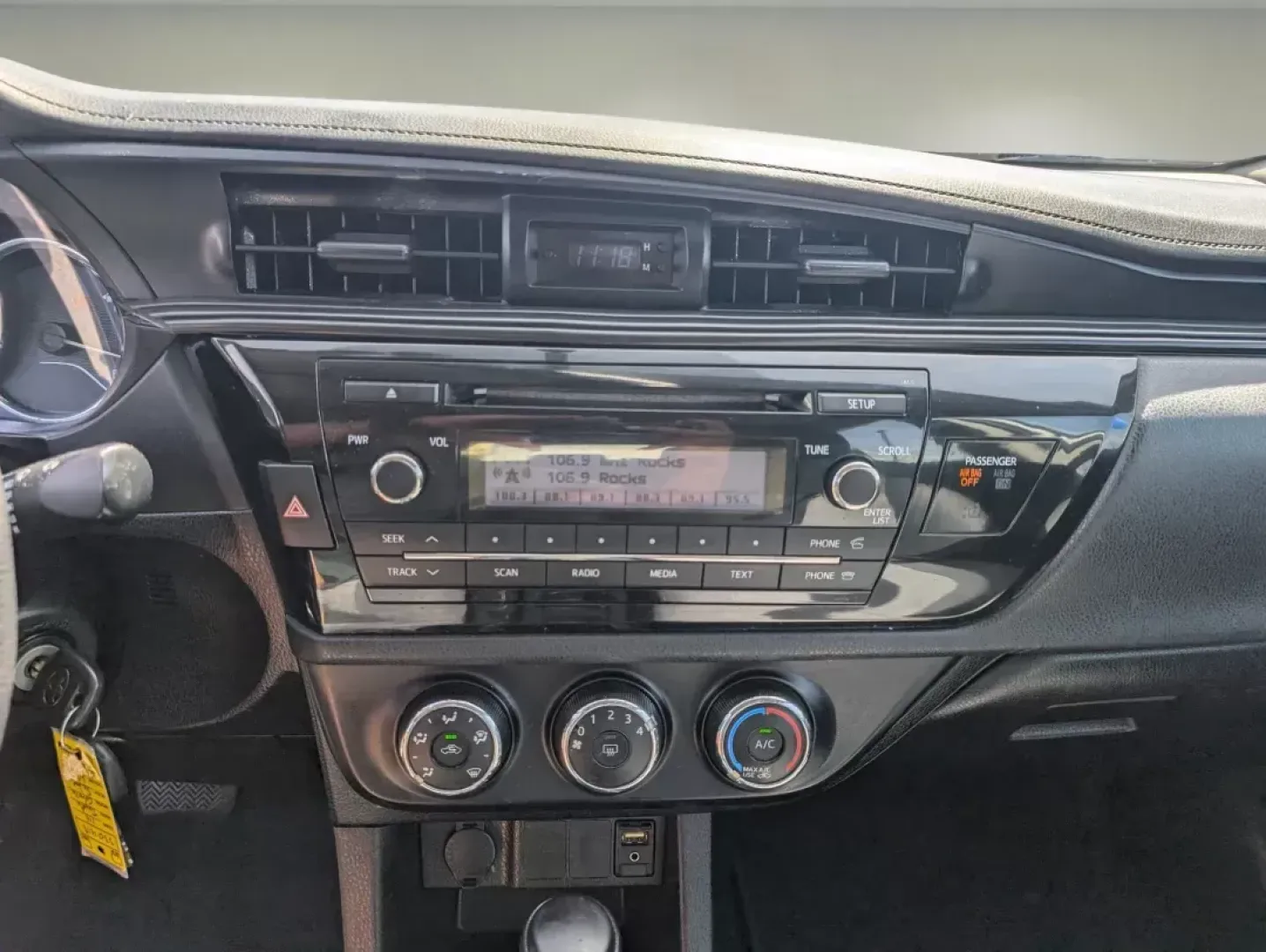 2014 Toyota Corolla LE (2T1BURHE6EC) with an Regular Unleaded I-4 1.8 L/110 engine, 1-Speed CVT w/OD transmission, located at 521 Old Farm Lane Rd, Prattville, AL, 36066, (334) 325-1505, 32.482460, -86.416367 - 2014 Toyota Corolla LE - Photo#14