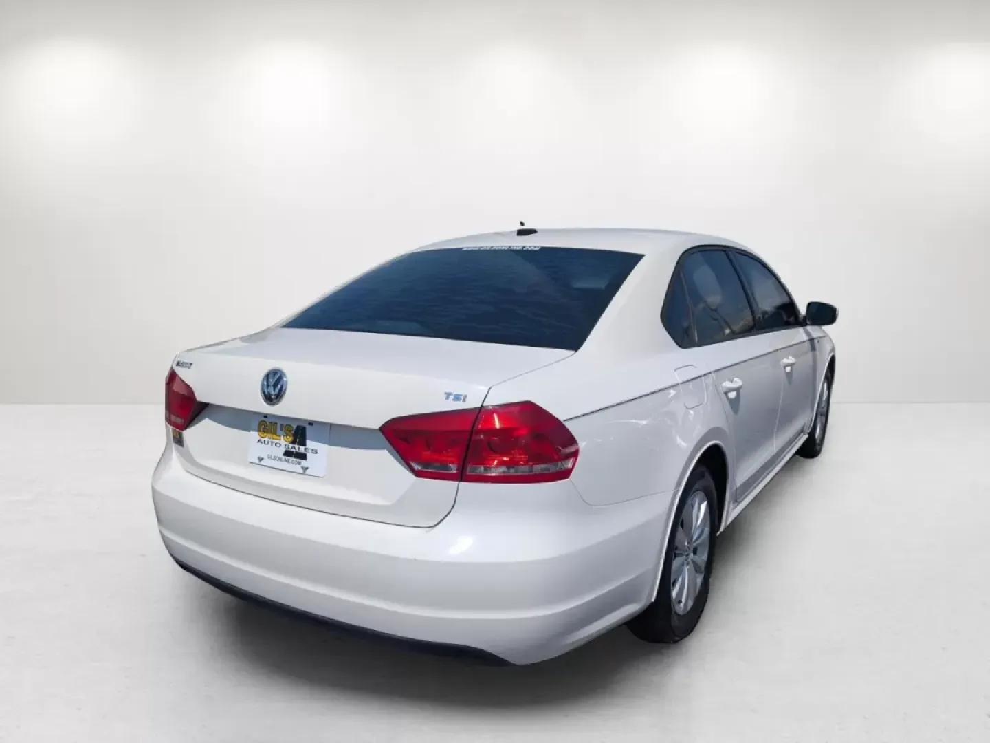 2014 Volkswagen Passat S (1VWAT7A30EC) with an Other engine, located at 521 Old Farm Lane Rd, Prattville, AL, 36066, (334) 325-1505, 32.482460, -86.416367 - **Discover Your Next Adventure with the 2014 Volkswagen Passat - Perfect for Every Family and Budget!**<br /> <br /> Are you in search of a reliable sedan that seamlessly blends comfort, affordability, and performance? Look no further than this stunning 2014 Volkswagen Passat, a versatile vehicle th - Photo#4