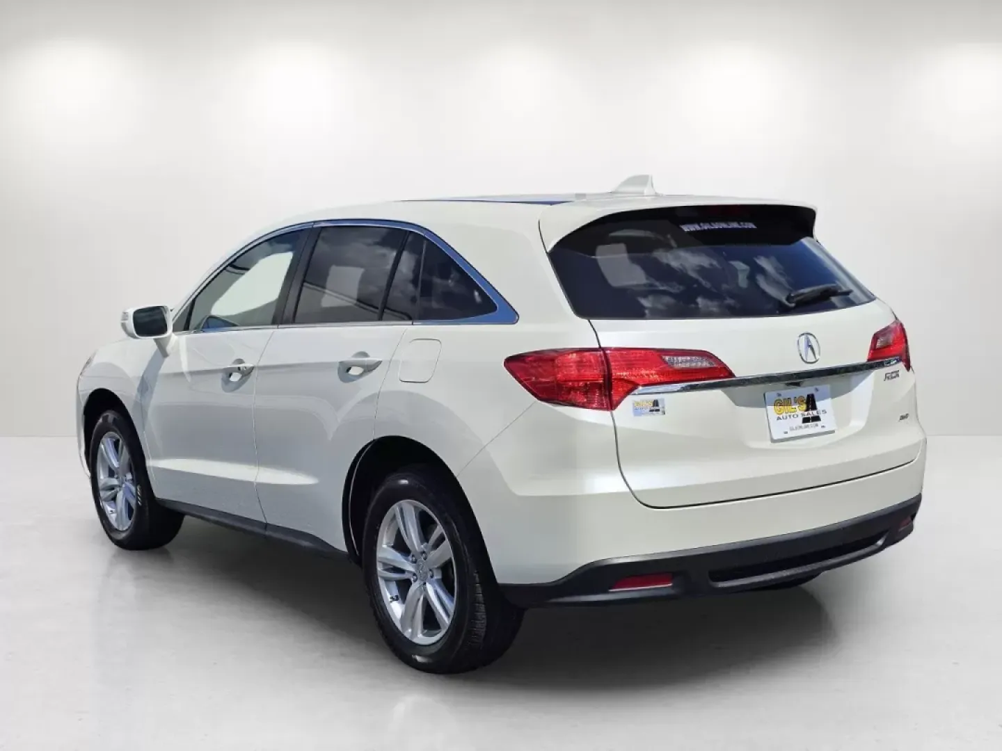 2015 Acura RDX (5J8TB4H32FL) with an Other engine, located at 3959 U.S. 80 W, Phenix City, AL, 36870, (334) 297-4885, 32.469296, -85.135185 - Are you ready to elevate your driving experience? If you're searching for a versatile, reliable, and stylish vehicle perfect for family outings, long commutes, or weekend adventures, look no further than this stunning 2015 Acura RDX available at Gils Auto in Phenix City, AL. With its sleek white ext - Photo#7