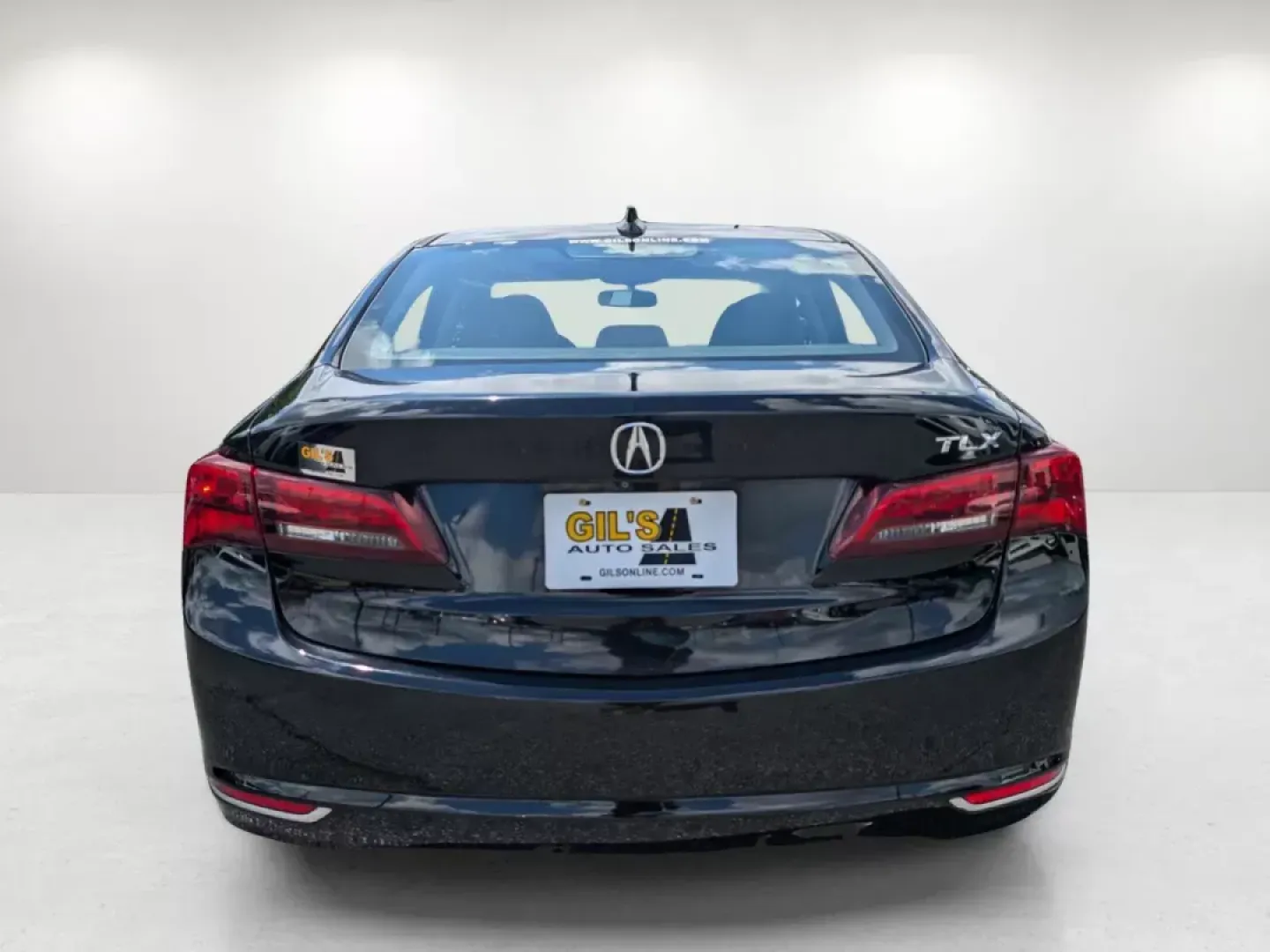 2015 Acura TLX V6 (19UUB2F3XFA) with an Premium Unleaded V-6 3.5 L/212 engine, 9-Speed Automatic w/OD transmission, located at 804 22nd Ave, Phenix City, AL, 36870, (334) 297-1860, 32.484749, -85.024475 - Looking for a vehicle that seamlessly blends luxury and performance with the practicality your lifestyle demands? Look no further than this stunning 2015 Acura TLX V6, available at Gils Auto - Phenix City #2, located at 804 22nd Ave, Phenix City, AL 36870. This sophisticated sedan is perfect for com - Photo#5