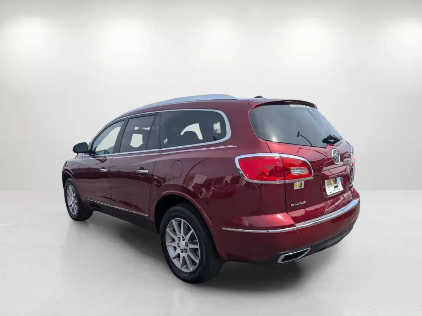 2015 /Light Titanium Buick Enclave Leather (5GAKRBKD5FJ) with an Gas V6 3.6L/217 engine, 6-Speed Automatic transmission, located at 804 22nd Ave, Phenix City, AL, 36870, (334) 297-1860, 32.484749, -85.024475 - 2015 Buick Enclave Leather - Photo#6