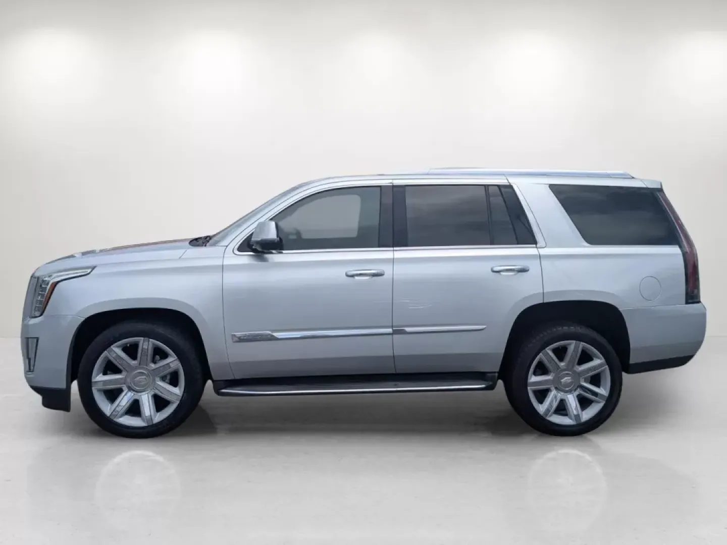 2015 /Jet Black Cadillac Escalade Luxury (1GYS3MKJ8FR) with an Other engine, located at 521 Old Farm Lane Rd, Prattville, AL, 36066, (334) 325-1505, 32.482460, -86.416367 - 2015 Cadillac Escalade Luxury - Photo#7