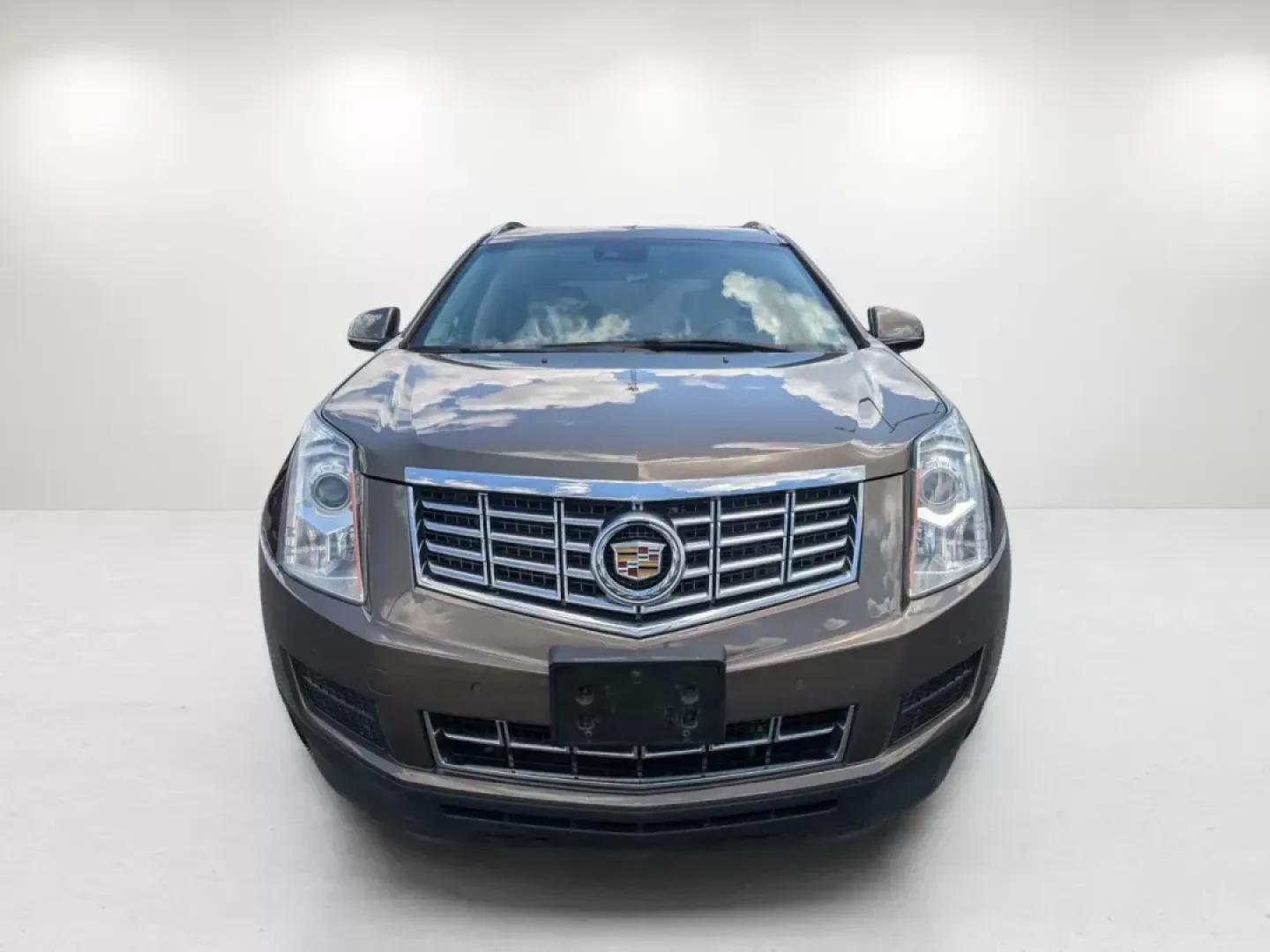 2015 /Shale w/Brownstone accents Cadillac SRX Luxury Collection (3GYFNBE33FS) with an Gas V6 3.6L/217 engine, 6-Speed Automatic w/Manual Shift transmission, located at 7000 Northlake Connector, Columbus, GA, 31904, (706) 987-8085, 32.524975, -84.978134 - 2015 Cadillac SRX Luxury Collection - Photo#1