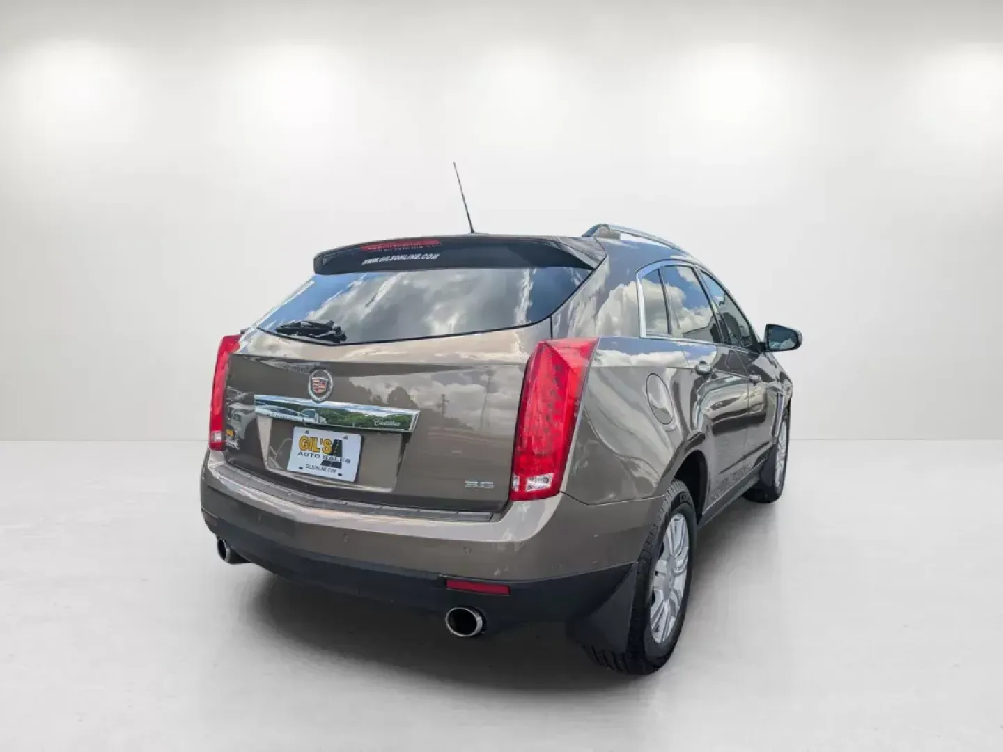 2015 /Shale w/Brownstone accents Cadillac SRX Luxury Collection (3GYFNBE33FS) with an Gas V6 3.6L/217 engine, 6-Speed Automatic w/Manual Shift transmission, located at 7000 Northlake Connector, Columbus, GA, 31904, (706) 987-8085, 32.524975, -84.978134 - 2015 Cadillac SRX Luxury Collection - Photo#4