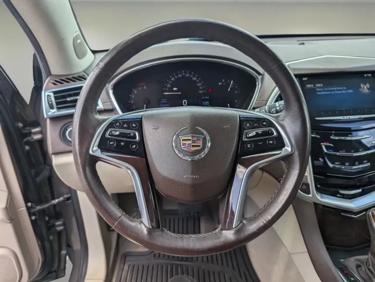 2015 /Shale w/Brownstone accents Cadillac SRX Luxury Collection (3GYFNBE33FS) with an Gas V6 3.6L/217 engine, 6-Speed Automatic w/Manual Shift transmission, located at 7000 Northlake Connector, Columbus, GA, 31904, (706) 987-8085, 32.524975, -84.978134 - 2015 Cadillac SRX Luxury Collection - Photo#15