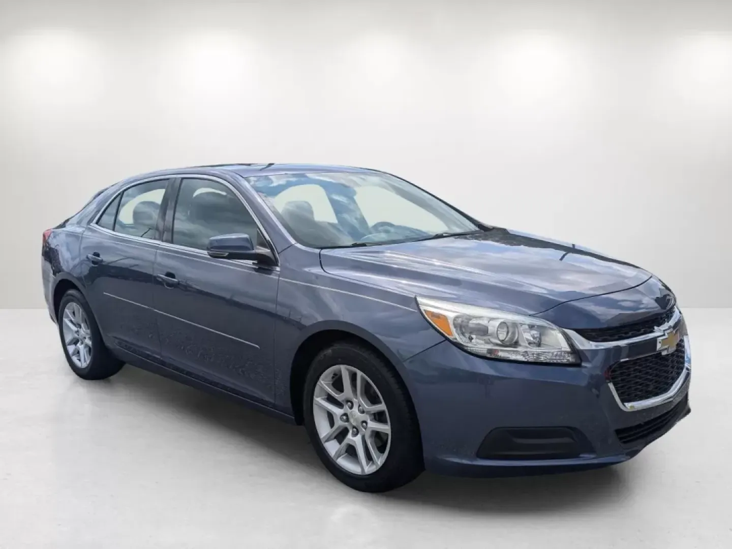 2015 /Jet Black Chevrolet Malibu LT (1G11C5SL3FF) with an Other engine, located at 3959 U.S. 80 W, Phenix City, AL, 36870, (334) 297-4885, 32.469296, -85.135185 - 2015 Chevrolet Malibu LT - Photo#3