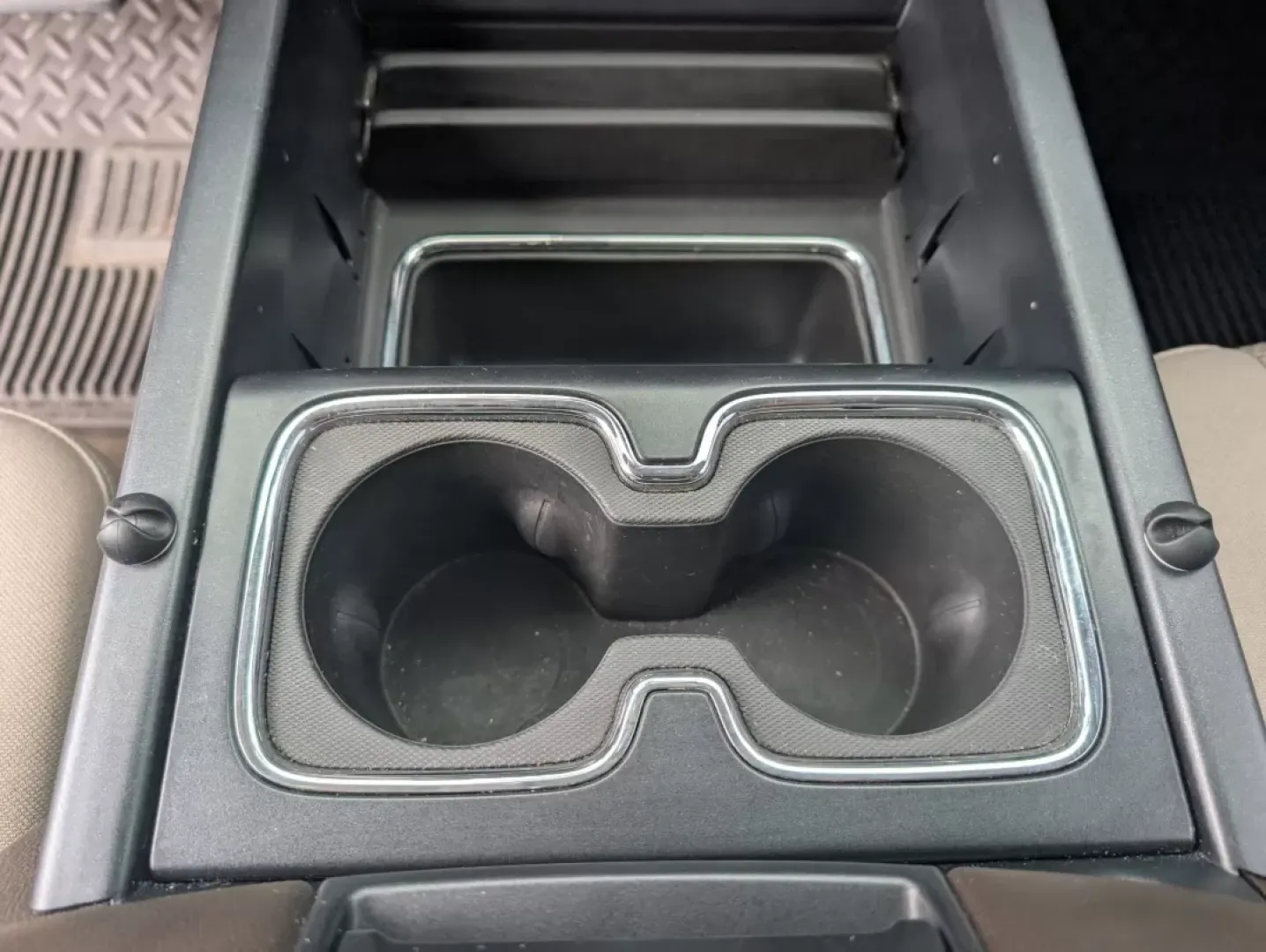 2015 /Cocoa/Dune Chevrolet Silverado 1500 LT (3GCUKRECXFG) with an Other engine, located at 1430 Gateway Drive, Opelika, AL, 36801, (334) 239-0944, 32.637871, -85.409790 - 2015 Chevrolet Silverado 1500 LT - Photo#13