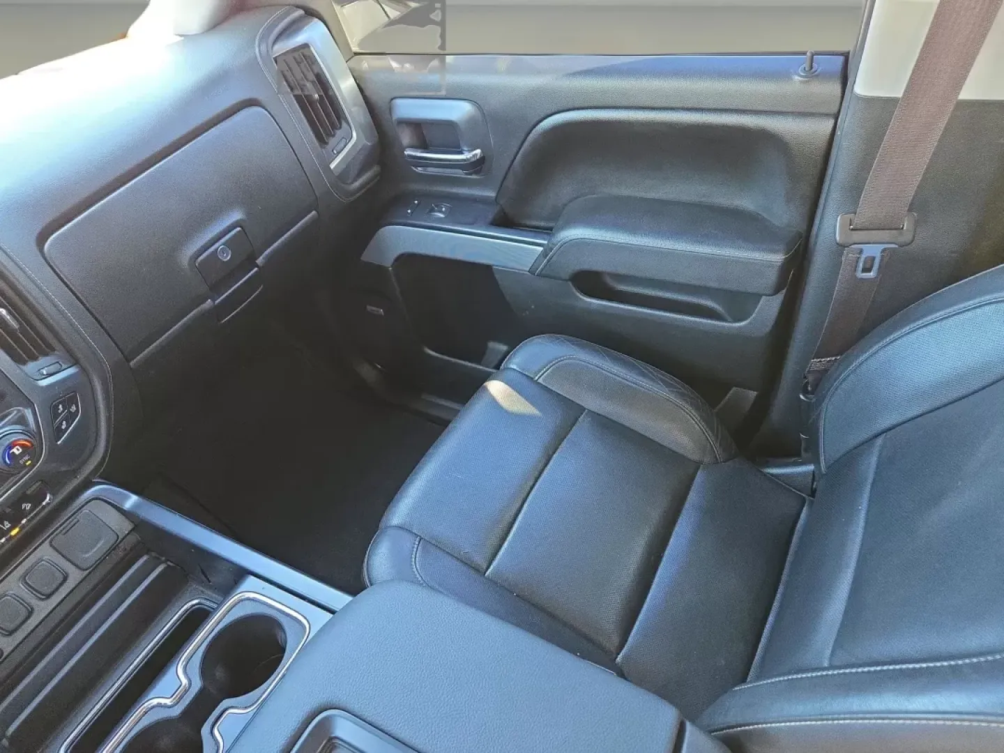 2015 /Jet Black Chevrolet Silverado 1500 LTZ (3GCPCSEC3FG) with an Other engine, located at 1430 Gateway Drive, Opelika, AL, 36801, (334) 239-0944, 32.637871, -85.409790 - **Unleash Your Adventurous Spirit with the 2015 Chevrolet Silverado 1500 LTZ at Gils Auto in Phenix City, AL!**<br /> <br /> Are you ready to elevate your weekend adventures or make your daily commute a more enjoyable experience? The 2015 Chevrolet Silverado 1500 LTZ is the perfect pickup for those - Photo#11