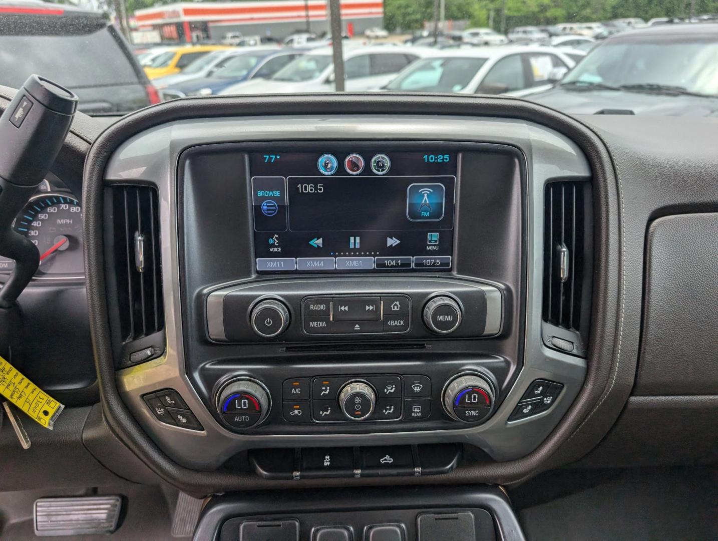 2015 /Cocoa/Dune Chevrolet Silverado 1500 LTZ (3GCUKSEC3FG) with an Gas V8 5.3L/325 engine, 6-Speed Automatic transmission, located at 1430 Gateway Drive, Opelika, AL, 36801, (334) 239-0944, 32.637871, -85.409790 - 2015 Chevrolet Silverado 1500 LTZ - Photo#15