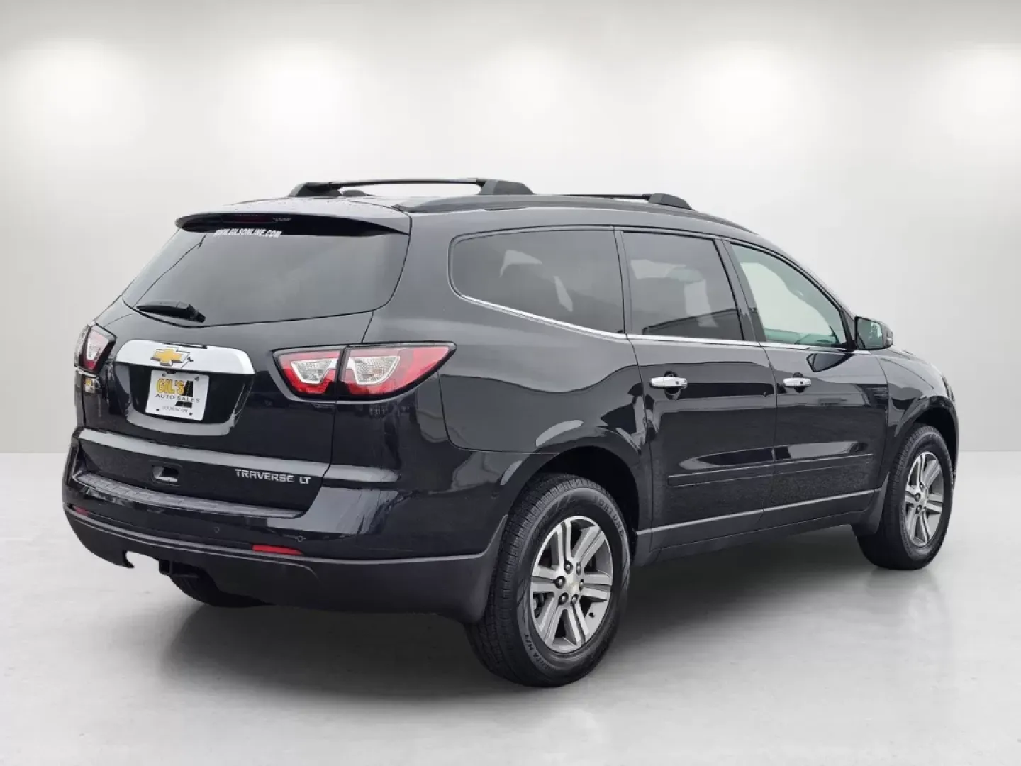 2015 /Ebony Chevrolet Traverse LT (1GNKRHKDXFJ) with an Other engine, located at 5115 14th Ave., Columbus, GA, 31904, (706) 323-0345, 32.511494, -84.971046 - **Elevate Your Family Adventures with the 2015 Chevrolet Traverse LT at Gils Auto!**<br /> <br /> Are you searching for the perfect family SUV that combines space, comfort, and the latest technology? Look no further than this 2015 Chevrolet Traverse LT, now available at Gils Auto in Phenix City, AL. - Photo#5