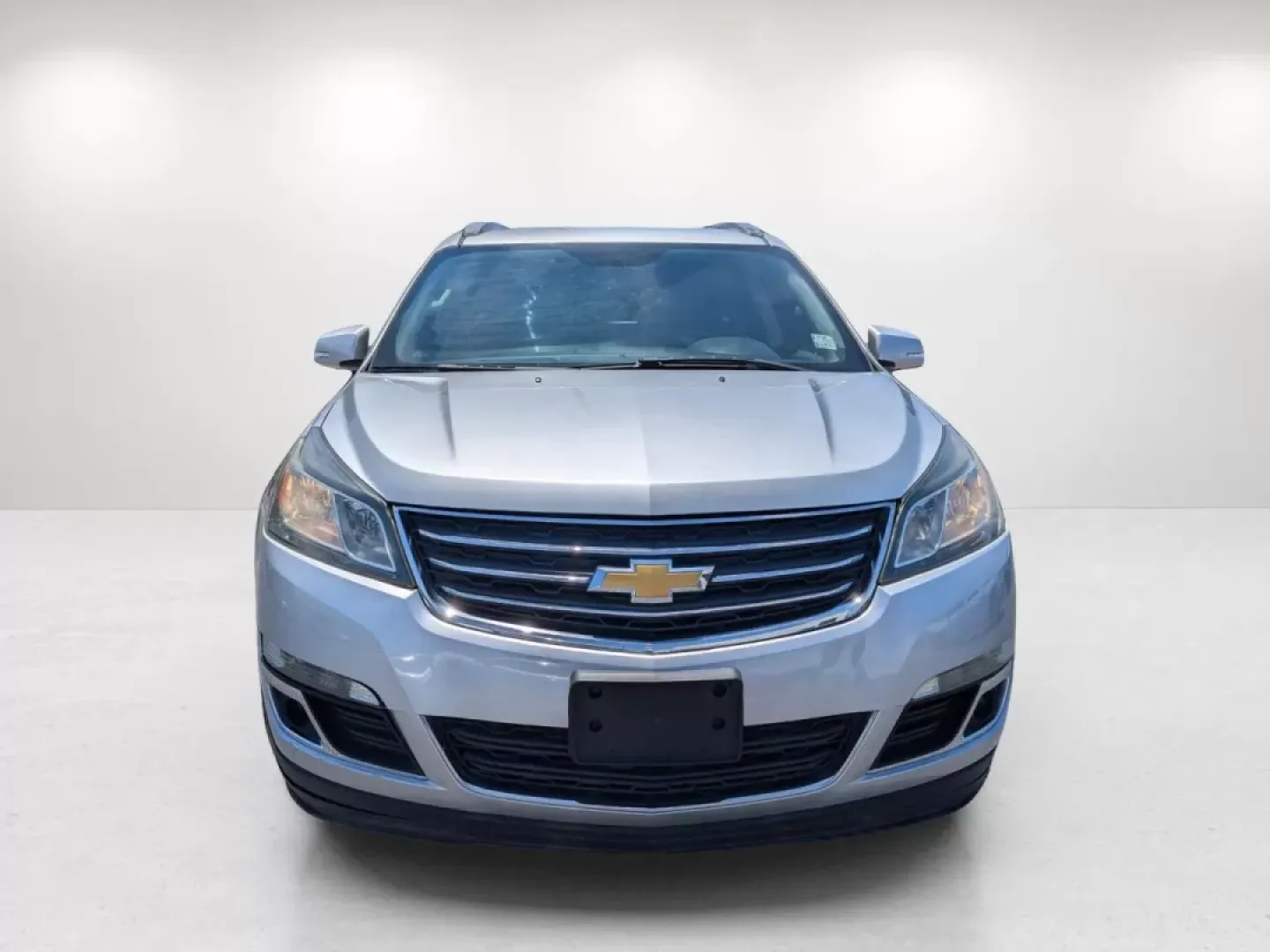 2015 /Ebony Chevrolet Traverse LT (1GNKRGKD7FJ) with an Other engine, located at 1430 Gateway Drive, Opelika, AL, 36801, (334) 239-0944, 32.637871, -85.409790 - **Discover Adventure with the 2015 Chevrolet Traverse LT at Gils Auto - Phenix City #2!**<br /> <br /> Are you ready to elevate your family adventures or weekend getaways? The 2015 Chevrolet Traverse LT is the perfect SUV for those who seek comfort, space, and reliability. With its spacious interior - Photo#1