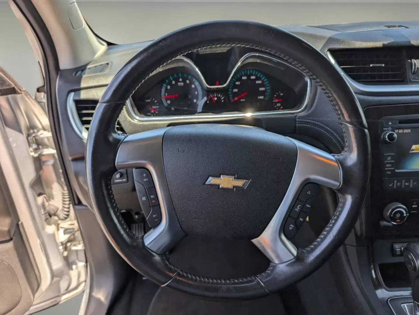 2015 /Ebony Chevrolet Traverse LT (1GNKRGKD7FJ) with an Other engine, located at 1430 Gateway Drive, Opelika, AL, 36801, (334) 239-0944, 32.637871, -85.409790 - **Discover Adventure with the 2015 Chevrolet Traverse LT at Gils Auto - Phenix City #2!**<br /> <br /> Are you ready to elevate your family adventures or weekend getaways? The 2015 Chevrolet Traverse LT is the perfect SUV for those who seek comfort, space, and reliability. With its spacious interior - Photo#15