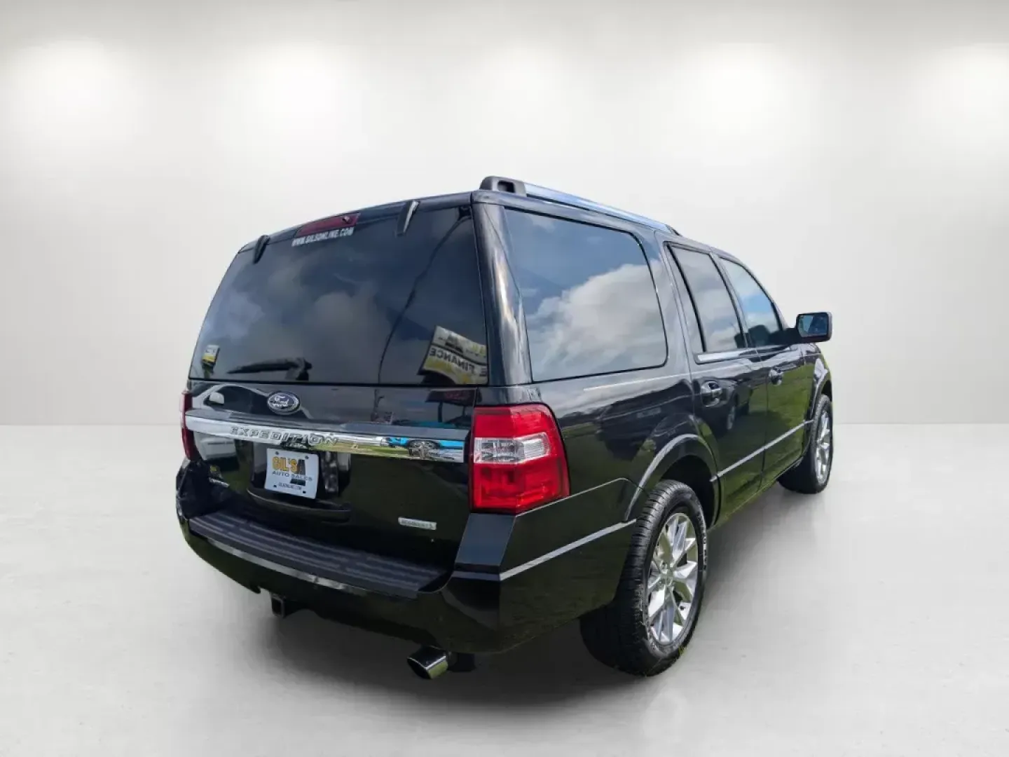 2015 Ford Expedition Limited (1FMJU1KTXFE) with an Twin Turbo Regular Unleaded V-6 3.5 L/213 engine, 6-Speed Automatic w/OD transmission, located at 3959 U.S. 80 W, Phenix City, AL, 36870, (334) 297-4885, 32.469296, -85.135185 - 2015 Ford Expedition Limited - Photo#5