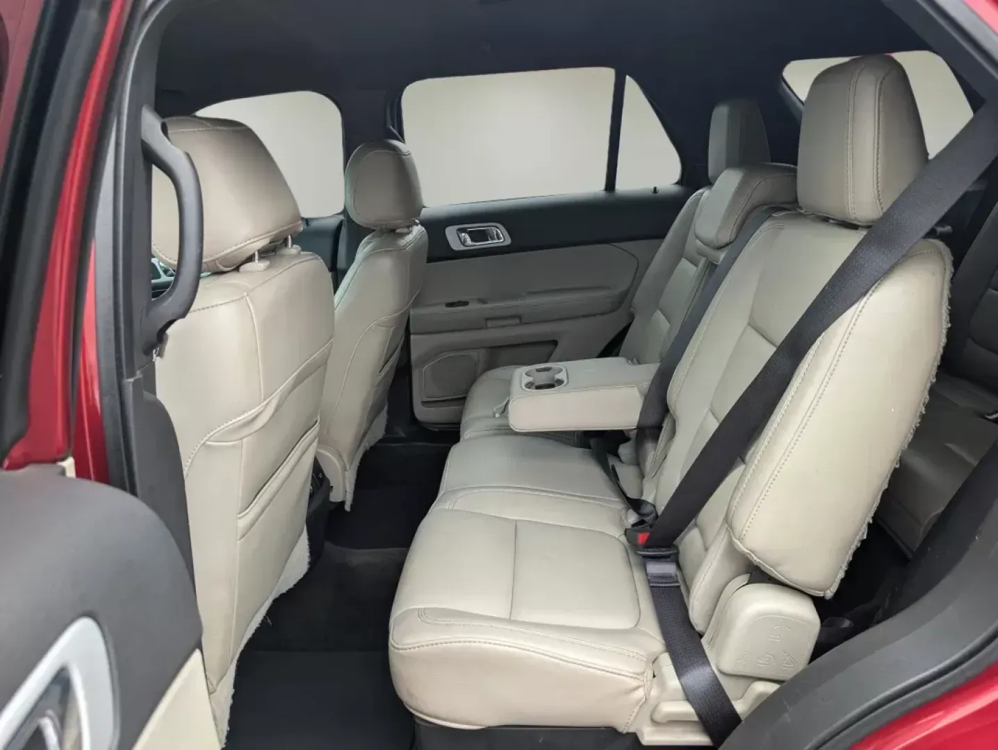 2015 Ford Explorer Limited (1FM5K7F87FG) with an Regular Unleaded V-6 3.5 L/213 engine, 6-Speed Automatic w/OD transmission, located at 5115 14th Ave., Columbus, GA, 31904, (706) 323-0345, 32.511494, -84.971046 - Are you ready to elevate your family's adventures or transform your daily commute into a luxurious experience? Introducing the 2015 Ford Explorer Limited, an SUV that seamlessly blends style, comfort, and performance. Whether you're navigating the bustling streets of Columbus, GA, or embarking on a - Photo#11