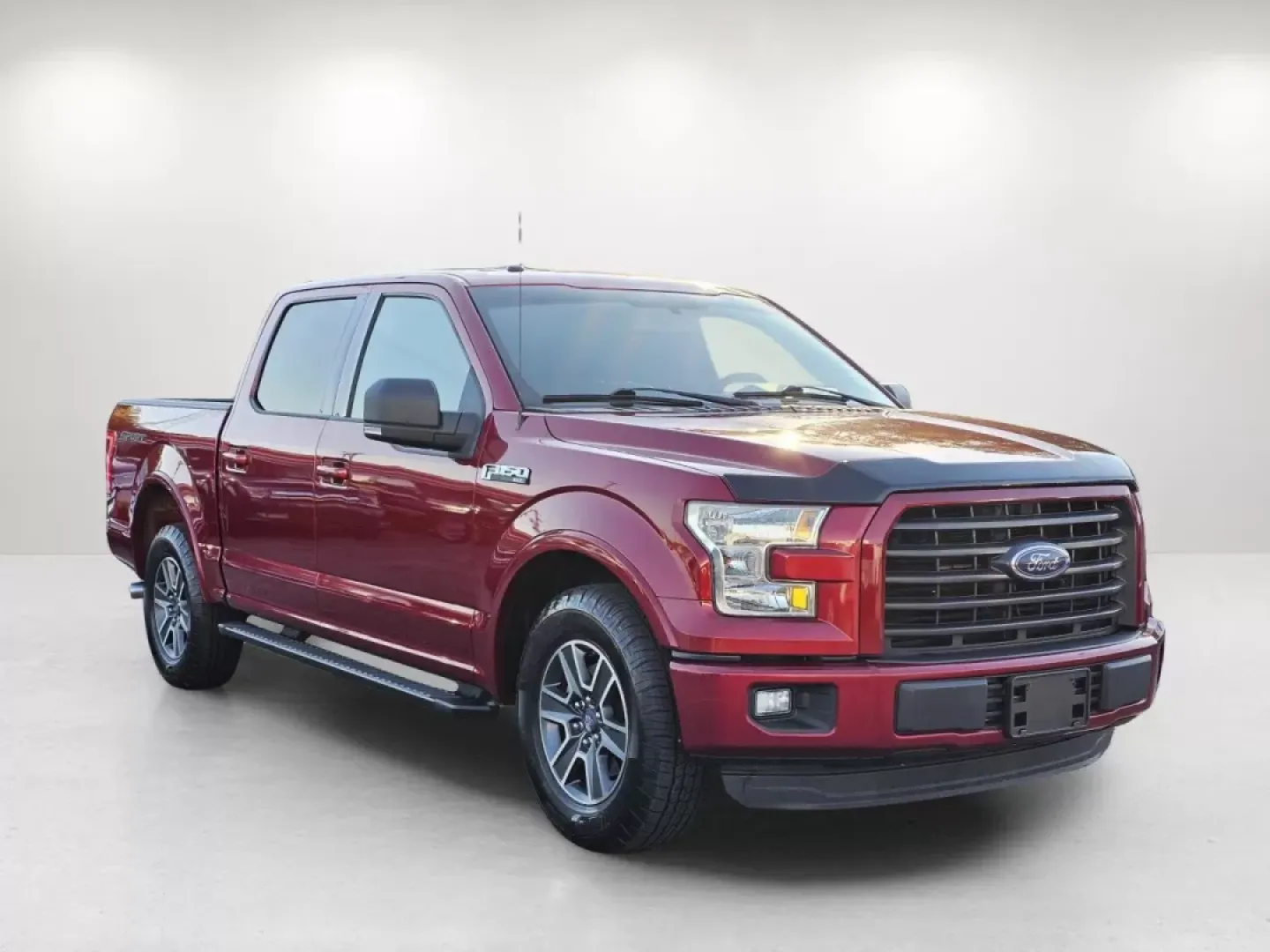 2015 Ford F-150 XLT (1FTEW1CF5FK) with an Other engine, located at 804 22nd Ave, Phenix City, AL, 36870, (334) 297-1860, 32.484749, -85.024475 - **Unleash Your Adventurous Spirit with the 2015 Ford F-150!** <br /> <br /> Are you searching for a reliable vehicle that perfectly balances work and play? The 2015 Ford F-150 Crew Cab Pickup, available at Gils Auto in Phenix City, AL, is designed to meet your needs and fuel your lifestyle. Whether - Photo#2