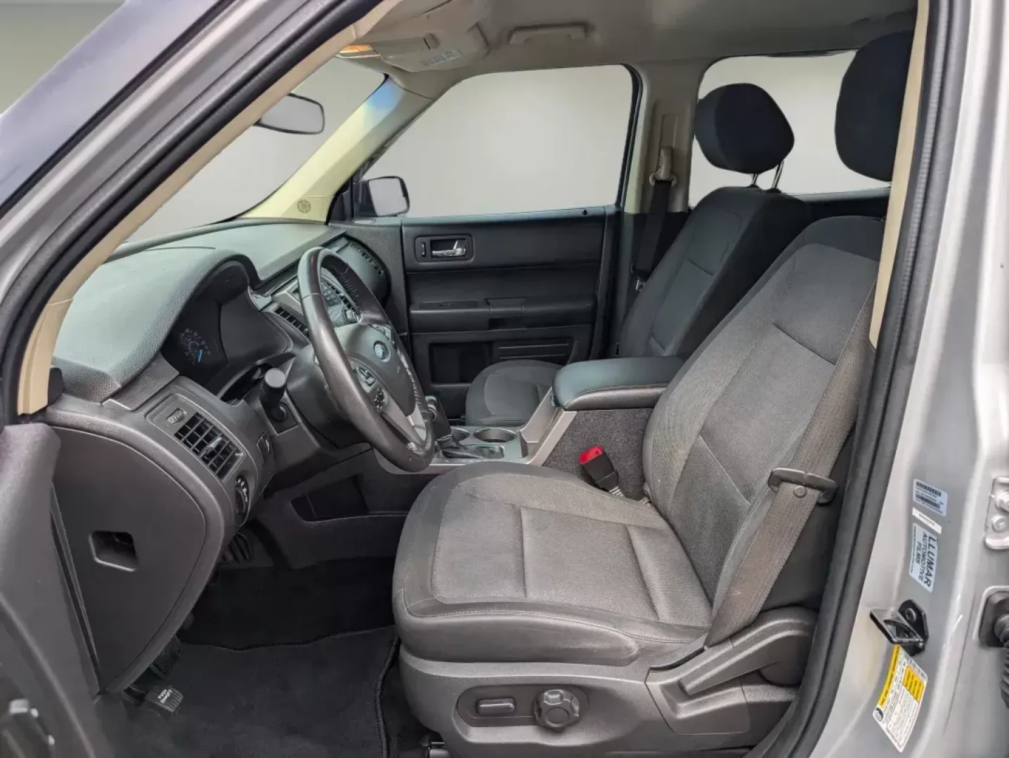 2015 Ford Flex SE (2FMGK5B87FB) with an Regular Unleaded V-6 3.5 L/213 engine, 6-Speed Automatic w/OD transmission, located at 3959 U.S. 80 W, Phenix City, AL, 36870, (334) 297-4885, 32.469296, -85.135185 - 2015 Ford Flex SE - Photo#10