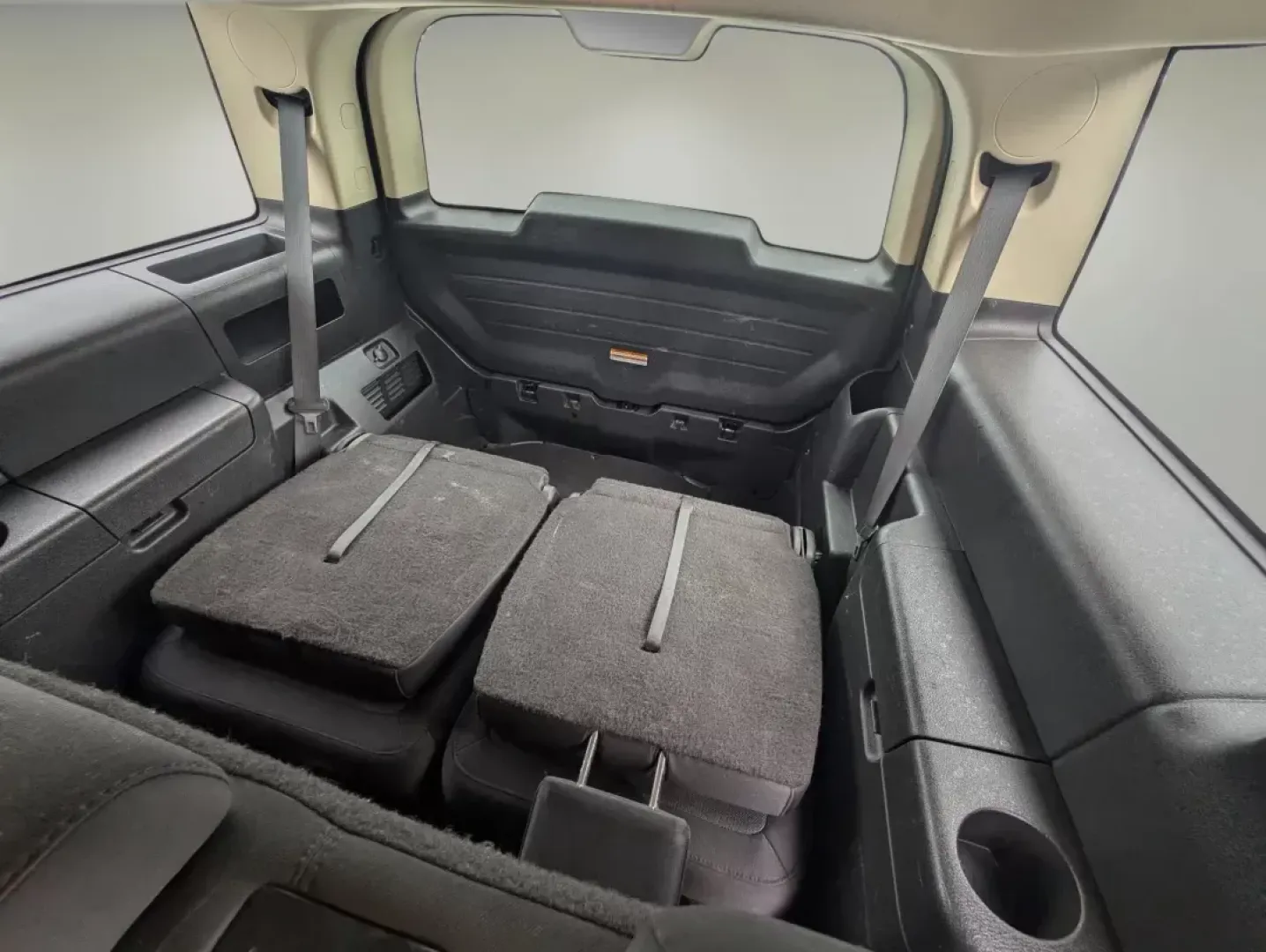 2015 Ford Flex SE (2FMGK5B87FB) with an Regular Unleaded V-6 3.5 L/213 engine, 6-Speed Automatic w/OD transmission, located at 3959 U.S. 80 W, Phenix City, AL, 36870, (334) 297-4885, 32.469296, -85.135185 - 2015 Ford Flex SE - Photo#12