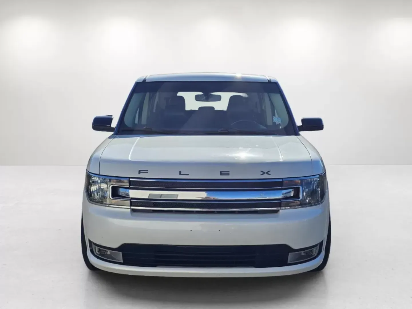 2015 Ford Flex SEL (2FMHK6C84FB) with an Other engine, located at 1430 Gateway Drive, Opelika, AL, 36801, (334) 239-0944, 32.637871, -85.409790 - **Discover Adventure with the 2015 Ford Flex SEL at Gils Auto!**<br /> <br /> Are you looking for a versatile vehicle that perfectly complements your active lifestyle? Whether you're a growing family, a weekend adventurer, or someone who simply enjoys the spaciousness of a well-designed crossover, t - Photo#1