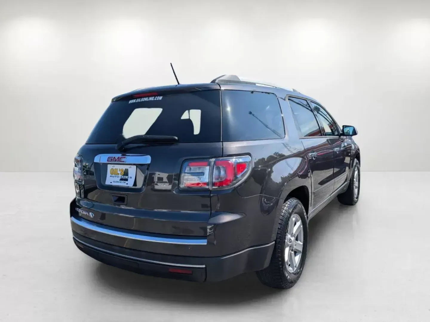 2015 /Ebony GMC Acadia SLE (1GKKRPKD9FJ) with an Gas V6 3.6L/220 engine, 6-Speed Automatic transmission, located at 5115 14th Ave., Columbus, GA, 31904, (706) 323-0345, 32.511494, -84.971046 - **Discover the Perfect Family Companion: 2015 GMC Acadia at Gils Auto - Columbus**<br /> <br /> If you're searching for a dependable SUV that combines comfort, versatility, and style, look no further than this 2015 GMC Acadia SLE, now available at Gils Auto - Columbus. Perfect for growing families o - Photo#4