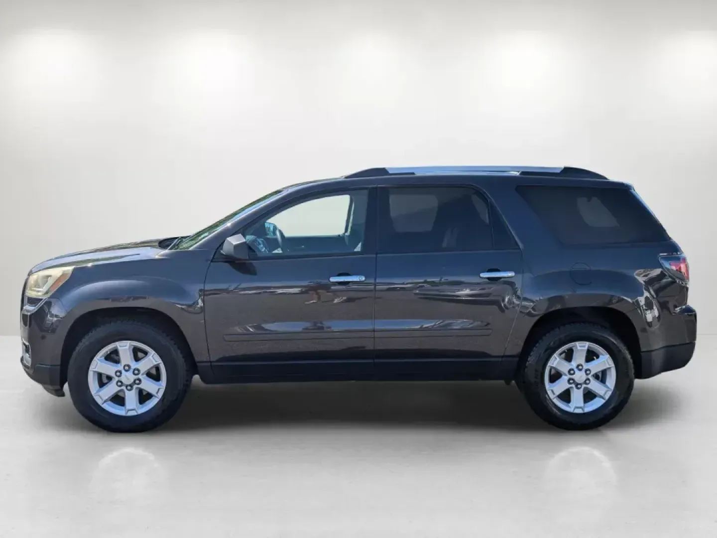 2015 /Ebony GMC Acadia SLE (1GKKRPKD9FJ) with an Gas V6 3.6L/220 engine, 6-Speed Automatic transmission, located at 5115 14th Ave., Columbus, GA, 31904, (706) 323-0345, 32.511494, -84.971046 - **Discover the Perfect Family Companion: 2015 GMC Acadia at Gils Auto - Columbus**<br /> <br /> If you're searching for a dependable SUV that combines comfort, versatility, and style, look no further than this 2015 GMC Acadia SLE, now available at Gils Auto - Columbus. Perfect for growing families o - Photo#7
