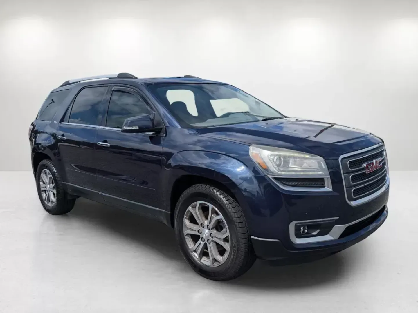 2015 /Light Titanium GMC Acadia SLT (1GKKRRKD0FJ) with an Gas V6 3.6L/220 engine, 6-Speed Automatic transmission, located at 521 Old Farm Lane Rd, Prattville, AL, 36066, (334) 325-1505, 32.482460, -86.416367 - **2015 GMC Acadia SLT: The Perfect Family SUV for Adventures in Prattville!**<br /> <br /> Are you searching for a reliable and spacious SUV that's perfect for weekend getaways, daily commutes, and everything in between? Look no further than the 2015 GMC Acadia SLT, now available at Gils Auto in Pra - Photo#2