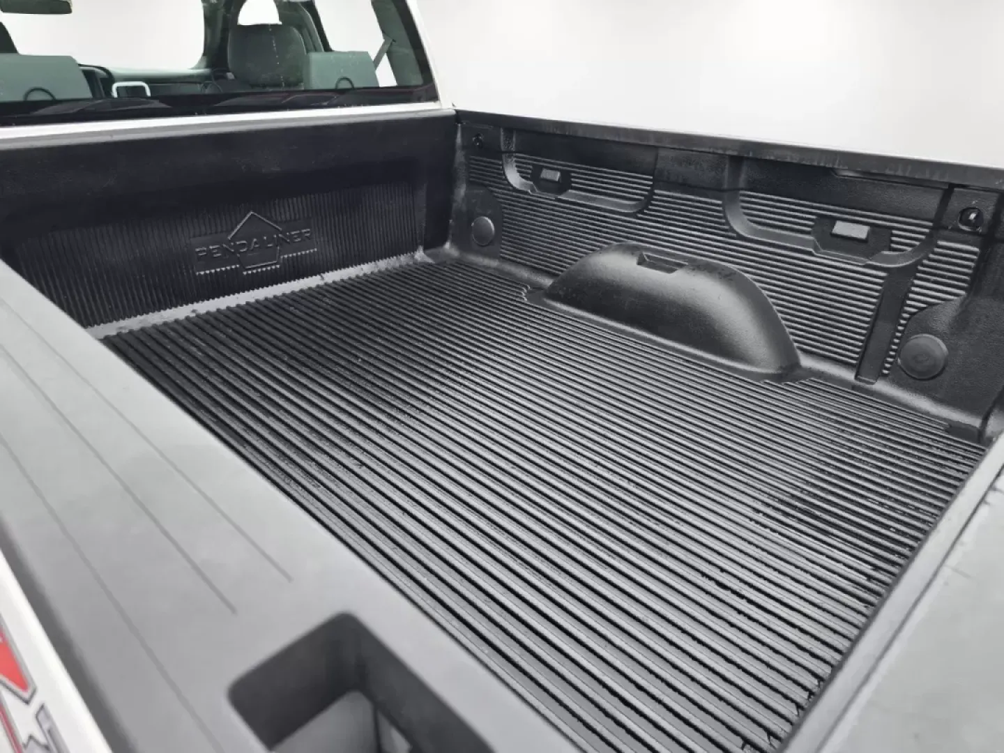 2015 /Jet Black/Dark Ash GMC Sierra 1500 (1GTR1TEC8FZ) with an Other engine, located at 3959 U.S. 80 W, Phenix City, AL, 36870, (334) 297-4885, 32.469296, -85.135185 - ### 2015 GMC Sierra 1500 Extended Cab Your Perfect Adventure Companion!<br /> <br /> Are you on the hunt for a reliable pickup that can handle your daily demands while adding a touch of style to your adventures? Look no further than this robust **2015 GMC Sierra 1500**, available now at **Gils Auto - Photo#10