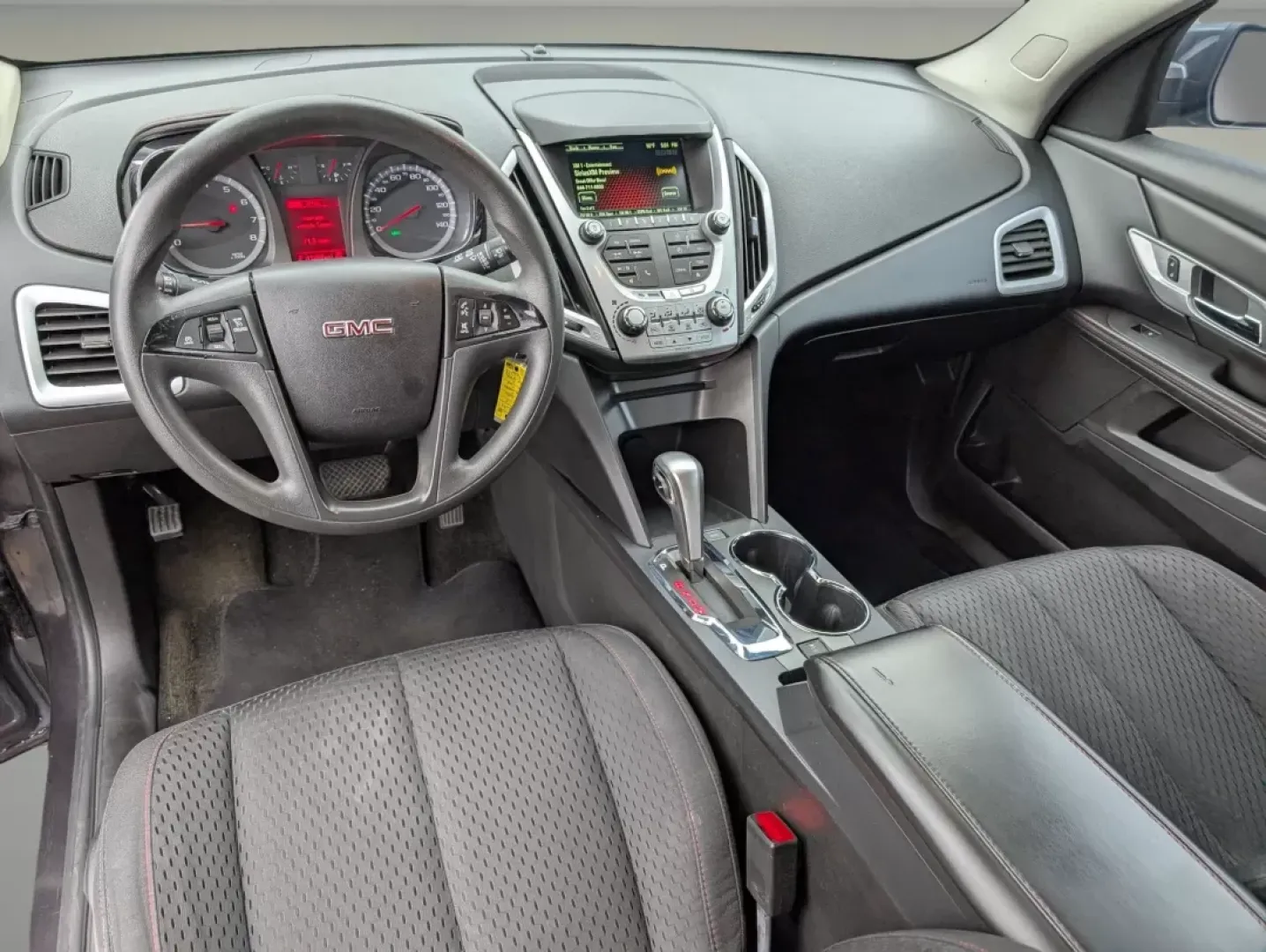 2015 /Jet Black GMC Terrain SLE (2GKALMEK4F6) with an Other engine, located at 3959 U.S. 80 W, Phenix City, AL, 36870, (334) 297-4885, 32.469296, -85.135185 - **Explore the Open Road in Style: 2015 GMC Terrain SLE Perfect for Your Next Adventure!**<br /> <br /> Imagine embarking on your next family road trip or weekend getaway in a vehicle that combines reliability, comfort, and a touch of sophistication. The 2015 GMC Terrain SLE, available at Gils Auto - Photo#14