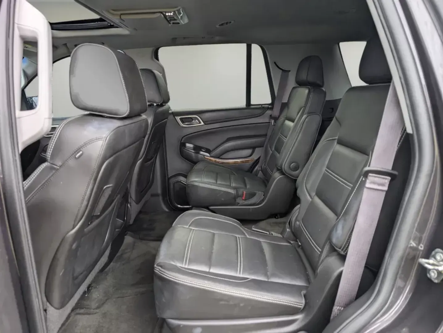 2015 /Jet Black GMC Yukon Denali (1GKS1CKJ1FR) with an Gas V8 6.2L/378 engine, 6-Speed Automatic transmission, located at 521 Old Farm Lane Rd, Prattville, AL, 36066, (334) 325-1505, 32.482460, -86.416367 - 2015 GMC Yukon Denali - Photo#11