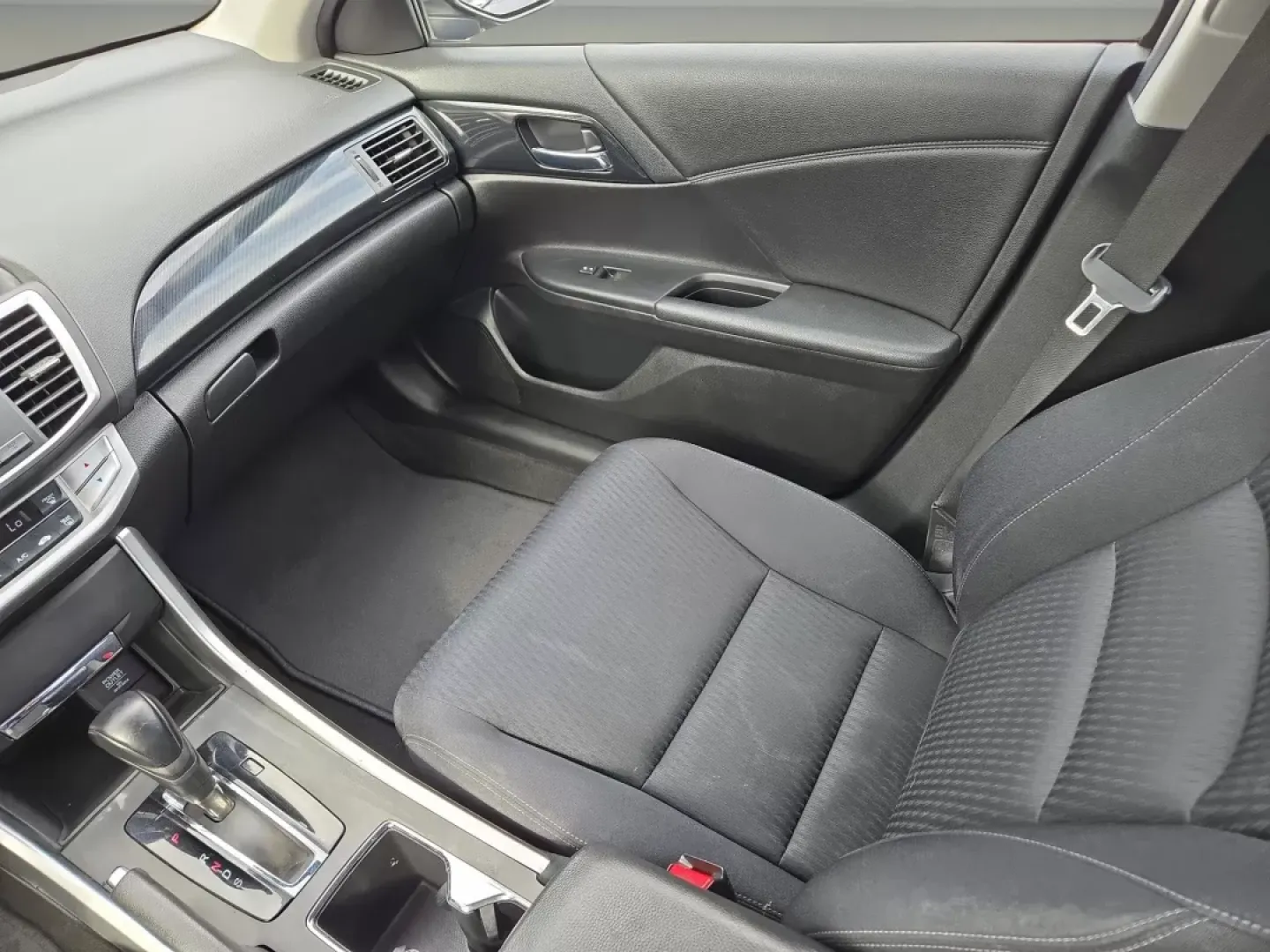 2015 Honda Accord Sedan Sport (1HGCR2F52FA) with an Other engine, located at 3959 U.S. 80 W, Phenix City, AL, 36870, (334) 297-4885, 32.469296, -85.135185 - Discover the perfect blend of style, comfort, and dependability with this 2015 Honda Accord Sedan, now available at Gils Auto in Phenix City, AL. Whether you're a commuter seeking a reliable daily driver or a growing family in need of a spacious vehicle, this car is designed to meet your every need. - Photo#15