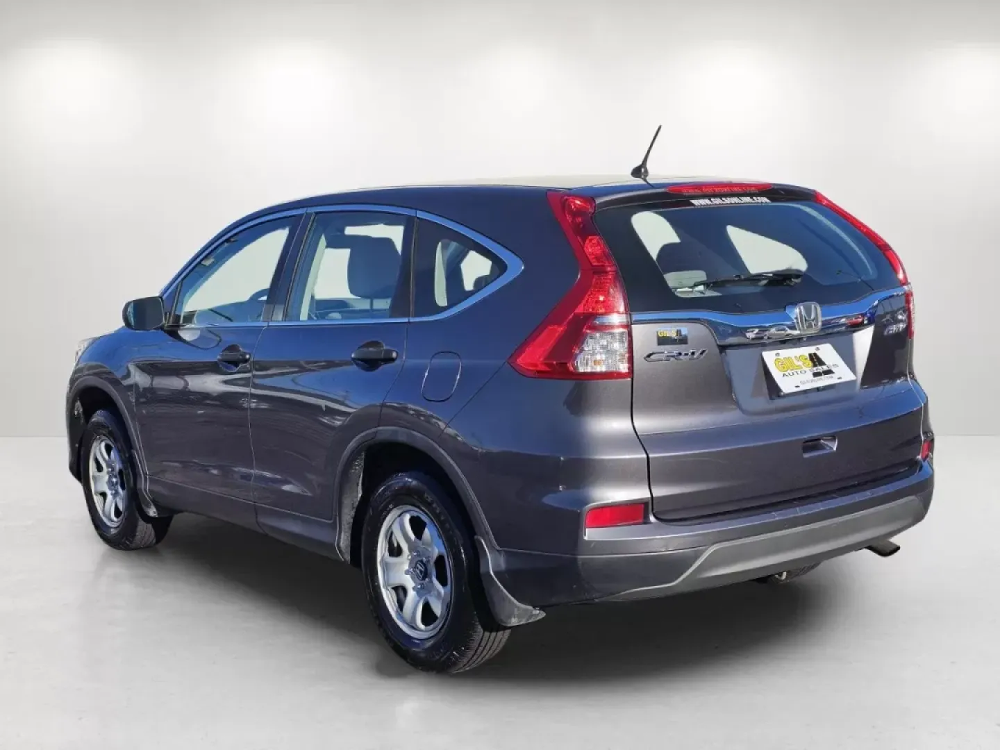 2015 Honda CR-V LX (5J6RM4H34FL) with an Other engine, located at 5115 14th Ave., Columbus, GA, 31904, (706) 323-0345, 32.511494, -84.971046 - Experience life on the go with the 2015 Honda CR-V LX, an ideal choice for families, commuters, and adventure-seekers alike. This versatile SUV is designed to accommodate all your lifestyle needs, whether you're juggling school drop-offs, long daily commutes, or weekend getaways. With its spacious i - Photo#6