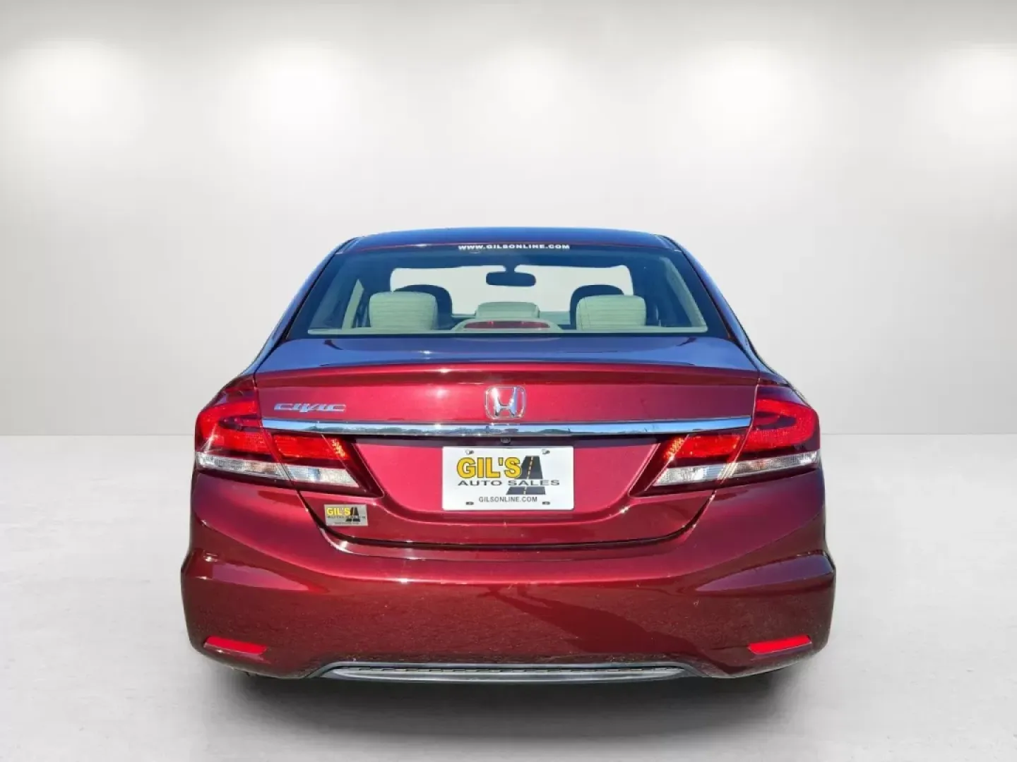 2015 Honda Civic Sedan LX (19XFB2F51FE) with an Other engine, located at 1430 Gateway Drive, Opelika, AL, 36801, (334) 239-0944, 32.637871, -85.409790 - Discover the perfect blend of reliability and affordability with the 2015 Honda Civic Sedan LX, available now at Gils Auto in Phenix City, AL. Whether you're commuting to work, running errands around town, or embarking on weekend adventures, this versatile sedan is designed for your lifestyle. With - Photo#6