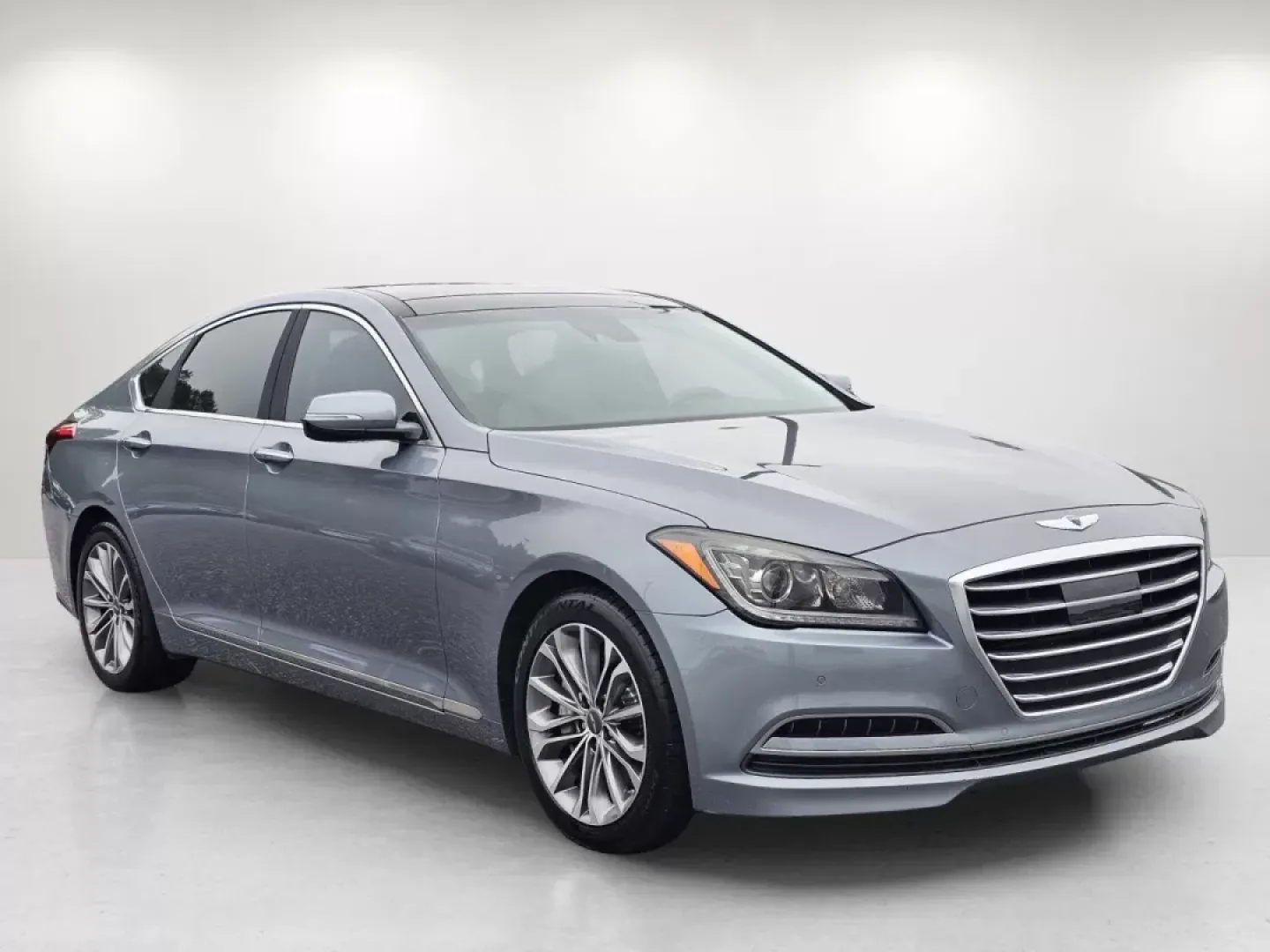 2015 /Ivory Hyundai Genesis 3.8L (KMHGN4JE8FU) with an Other engine, located at 3959 U.S. 80 W, Phenix City, AL, 36870, (334) 297-4885, 32.469296, -85.135185 - Embrace luxury and performance with this stunning 2015 Hyundai Genesis 3.8L, perfect for those seeking an elevated driving experience. Imagine cruising through the vibrant streets of Phenix City, AL, whether you're commuting to work, picking up the kids, or heading out for a weekend adventure. This - Photo#3