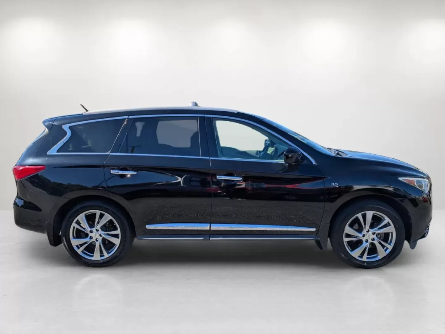 2015 /Wheat Infiniti QX60 (5N1AL0MM7FC) with an Other engine, located at 5115 14th Ave., Columbus, GA, 31904, (706) 323-0345, 32.511494, -84.971046 - **Experience Luxury and Versatility with the 2015 Infiniti QX60 at Gils Auto - Perfect for Growing Families!**<br /> <br /> If you're searching for a vehicle that combines luxury, space, and performance, look no further than the stunning 2015 Infiniti QX60. Designed with the modern family in mind, t - Photo#3