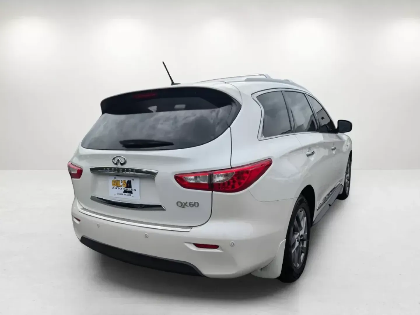 2015 /Java Infiniti QX60 (5N1AL0MN5FC) with an Premium Unleaded V-6 3.5 L/213 engine, 1-Speed CVT w/OD transmission, located at 804 22nd Ave, Phenix City, AL, 36870, (334) 297-1860, 32.484749, -85.024475 - **Discover Unmatched Luxury and Versatility with the 2015 Infiniti QX60 at Gils Auto Phenix City #2**<br /> <br /> If you're searching for a vehicle that perfectly balances family comfort and everyday practicality, look no further than the 2015 Infiniti QX60. This spacious SUV is more than just a m - Photo#5