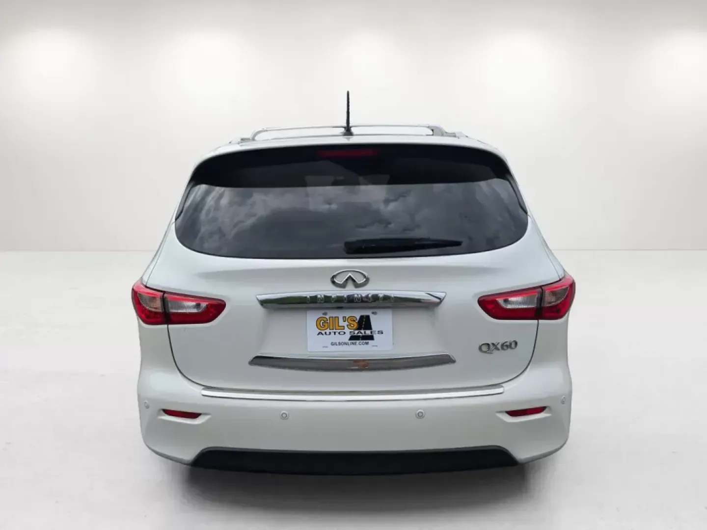 2015 /Java Infiniti QX60 (5N1AL0MN5FC) with an Premium Unleaded V-6 3.5 L/213 engine, 1-Speed CVT w/OD transmission, located at 804 22nd Ave, Phenix City, AL, 36870, (334) 297-1860, 32.484749, -85.024475 - **Discover Unmatched Luxury and Versatility with the 2015 Infiniti QX60 at Gils Auto Phenix City #2**<br /> <br /> If you're searching for a vehicle that perfectly balances family comfort and everyday practicality, look no further than the 2015 Infiniti QX60. This spacious SUV is more than just a m - Photo#6