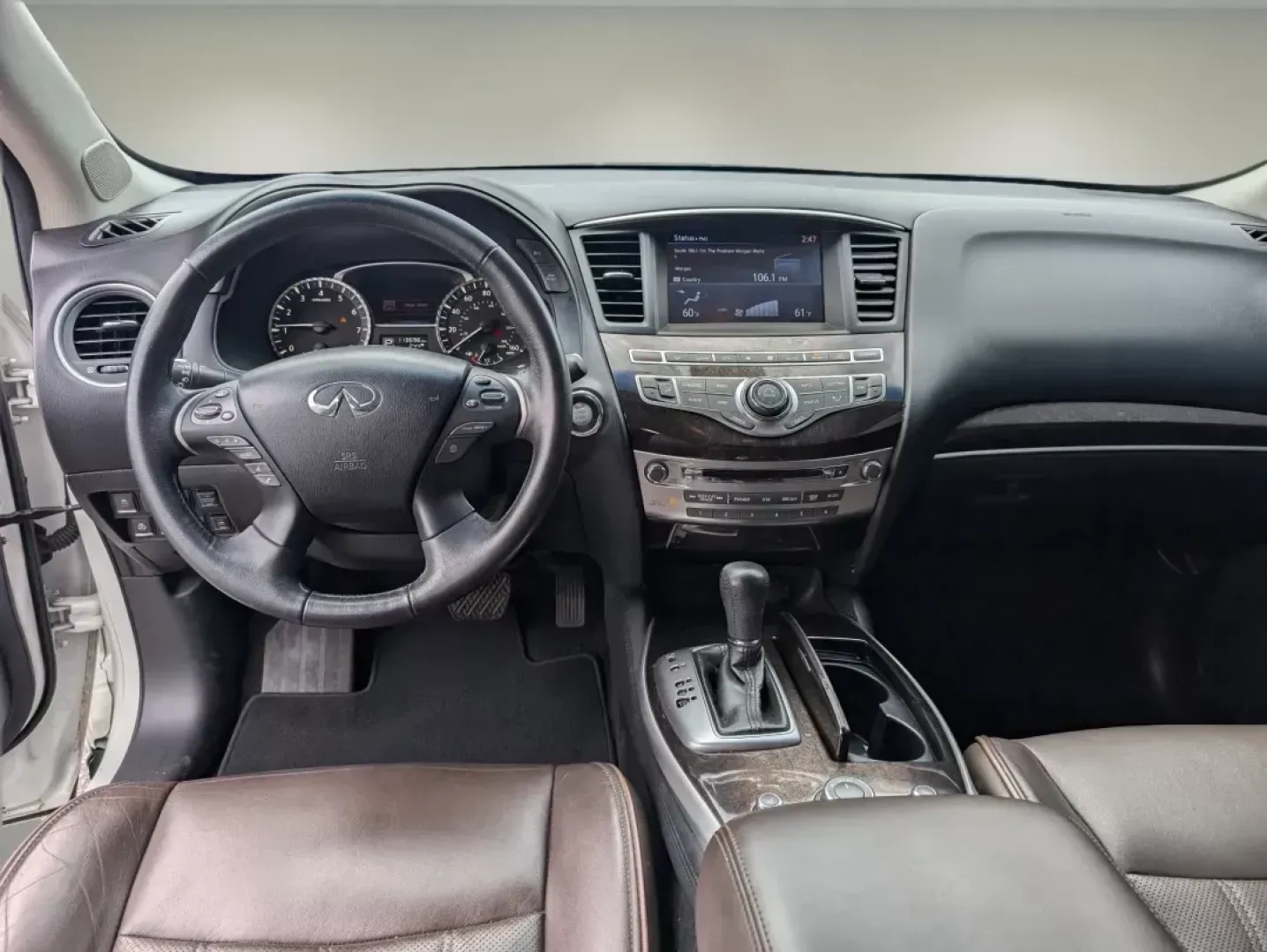 2015 /Java Infiniti QX60 (5N1AL0MN5FC) with an Premium Unleaded V-6 3.5 L/213 engine, 1-Speed CVT w/OD transmission, located at 804 22nd Ave, Phenix City, AL, 36870, (334) 297-1860, 32.484749, -85.024475 - **Discover Unmatched Luxury and Versatility with the 2015 Infiniti QX60 at Gils Auto Phenix City #2**<br /> <br /> If you're searching for a vehicle that perfectly balances family comfort and everyday practicality, look no further than the 2015 Infiniti QX60. This spacious SUV is more than just a m - Photo#13