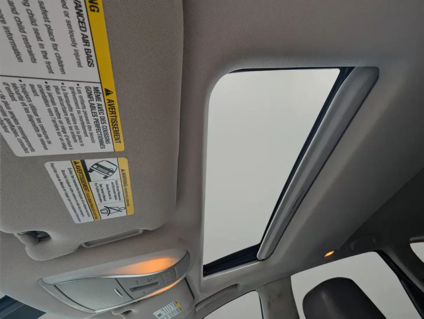 2015 /Java Infiniti QX60 (5N1AL0MN5FC) with an Premium Unleaded V-6 3.5 L/213 engine, 1-Speed CVT w/OD transmission, located at 804 22nd Ave, Phenix City, AL, 36870, (334) 297-1860, 32.484749, -85.024475 - **Discover Unmatched Luxury and Versatility with the 2015 Infiniti QX60 at Gils Auto Phenix City #2**<br /> <br /> If you're searching for a vehicle that perfectly balances family comfort and everyday practicality, look no further than the 2015 Infiniti QX60. This spacious SUV is more than just a m - Photo#17