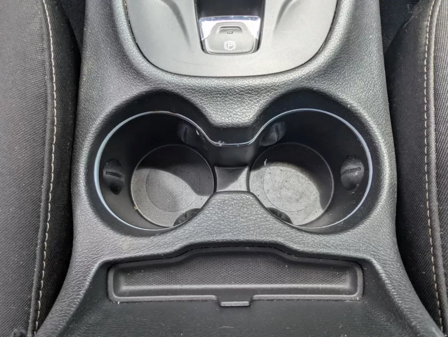 2015 /Black Jeep Cherokee Sport (1C4PJLAB8FW) with an Other engine, located at 5115 14th Ave., Columbus, GA, 31904, (706) 323-0345, 32.511494, -84.971046 - **Discover Adventure with the 2015 Jeep Cherokee Sport - Perfect for Your Next Journey!**<br /> <br /> Are you looking for a vehicle that can seamlessly transition from your daily commute to weekend getaways? The 2015 Jeep Cherokee Sport is your ideal companion, designed for those with an adventurou - Photo#14
