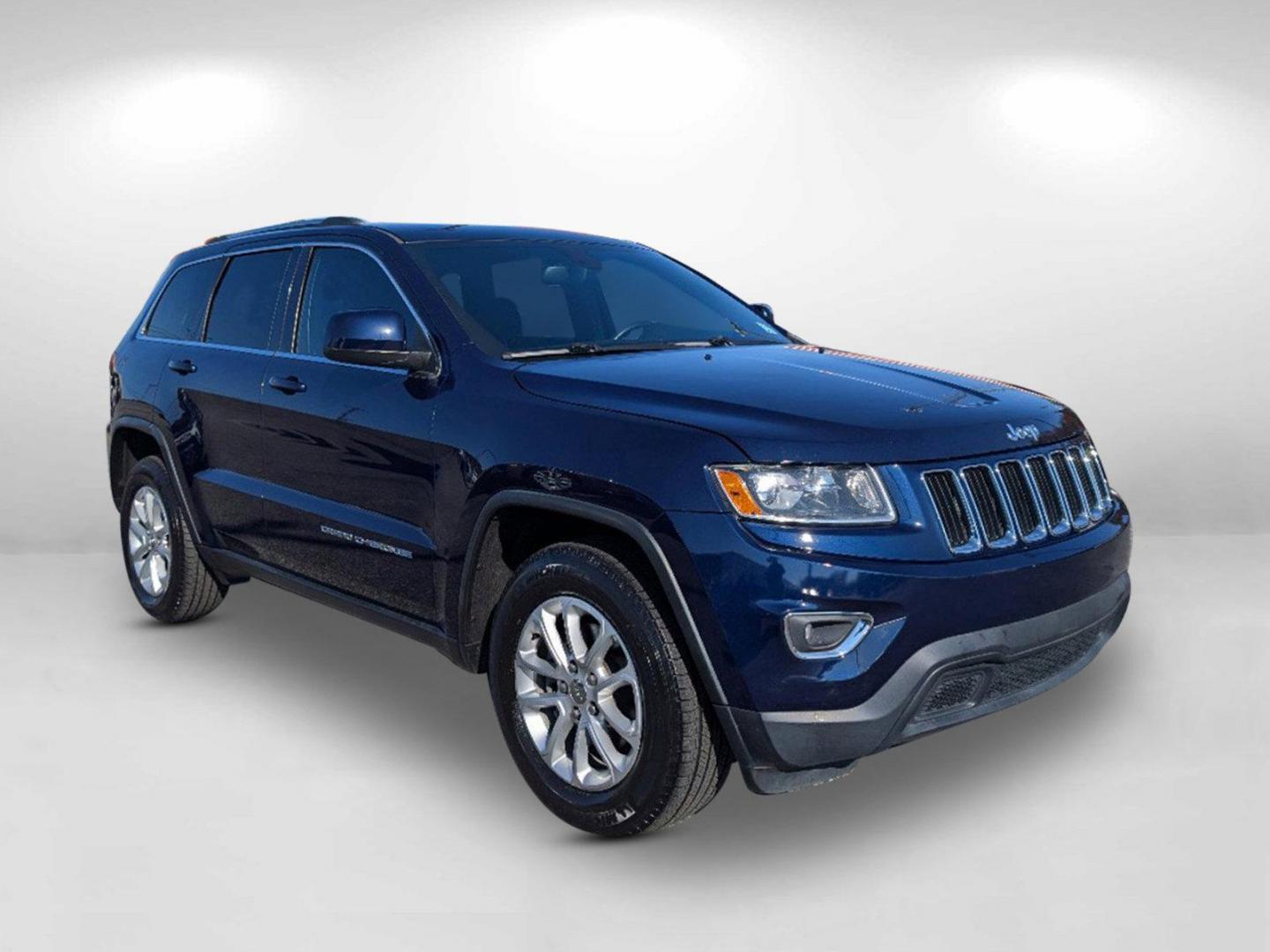 2015 /Black Jeep Grand Cherokee Laredo (1C4RJEAGXFC) with an Regular Unleaded V-6 3.6 L/220 engine, 8-Speed Automatic w/OD transmission, located at 5115 14th Ave., Columbus, GA, 31904, (706) 323-0345, 32.511494, -84.971046 - 2015 Jeep Grand Cherokee Laredo - Photo#1