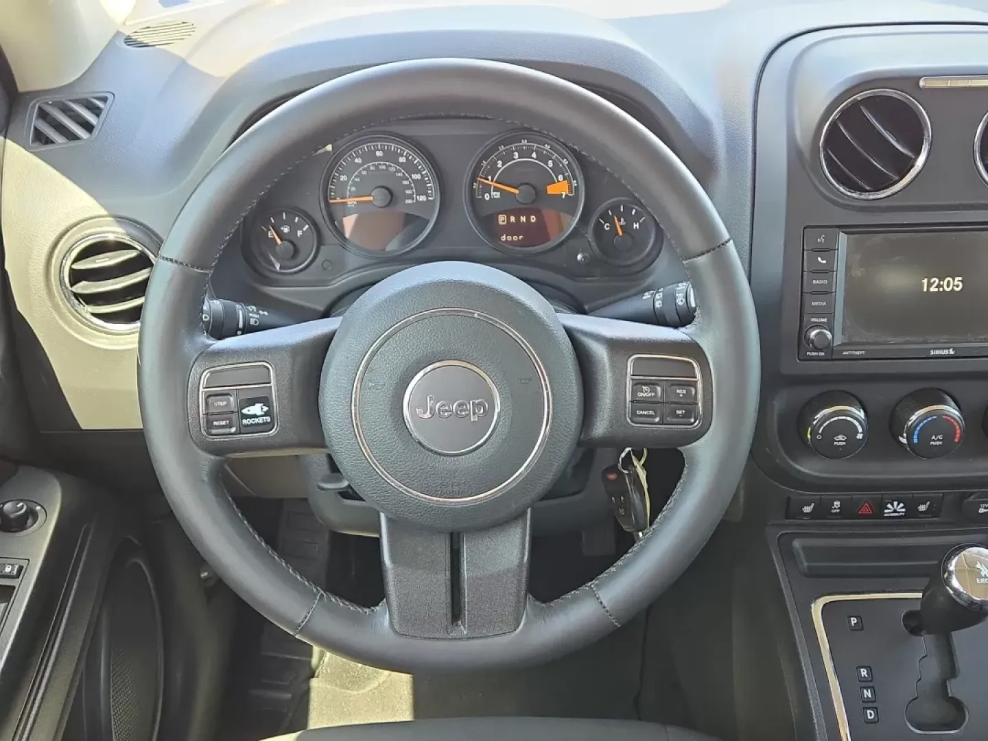 2015 /Dark Slate Gray Jeep Patriot Latitude (1C4NJPFBXFD) with an Other engine, located at 804 22nd Ave, Phenix City, AL, 36870, (334) 297-1860, 32.484749, -85.024475 - 2015 Jeep Patriot Latitude - Photo#15
