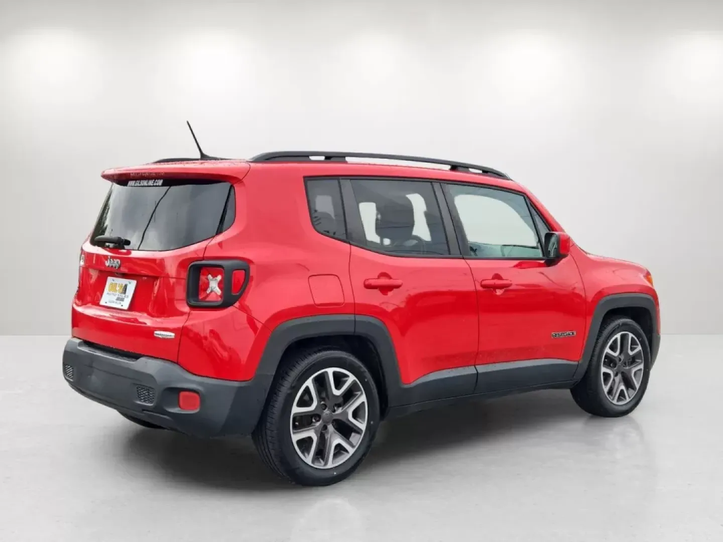 2015 /Black Jeep Renegade Latitude (ZACCJABT9FP) with an Other engine, located at 521 Old Farm Lane Rd, Prattville, AL, 36066, (334) 325-1505, 32.482460, -86.416367 - Elevate your daily commute or weekend getaways with the versatile 2015 Jeep Renegade Latitude, now available at Gils Auto in Phenix City, AL. This sporty crossover is designed to seamlessly integrate into your active lifestyle, whether you're navigating city streets or exploring scenic backroads. Wi - Photo#5