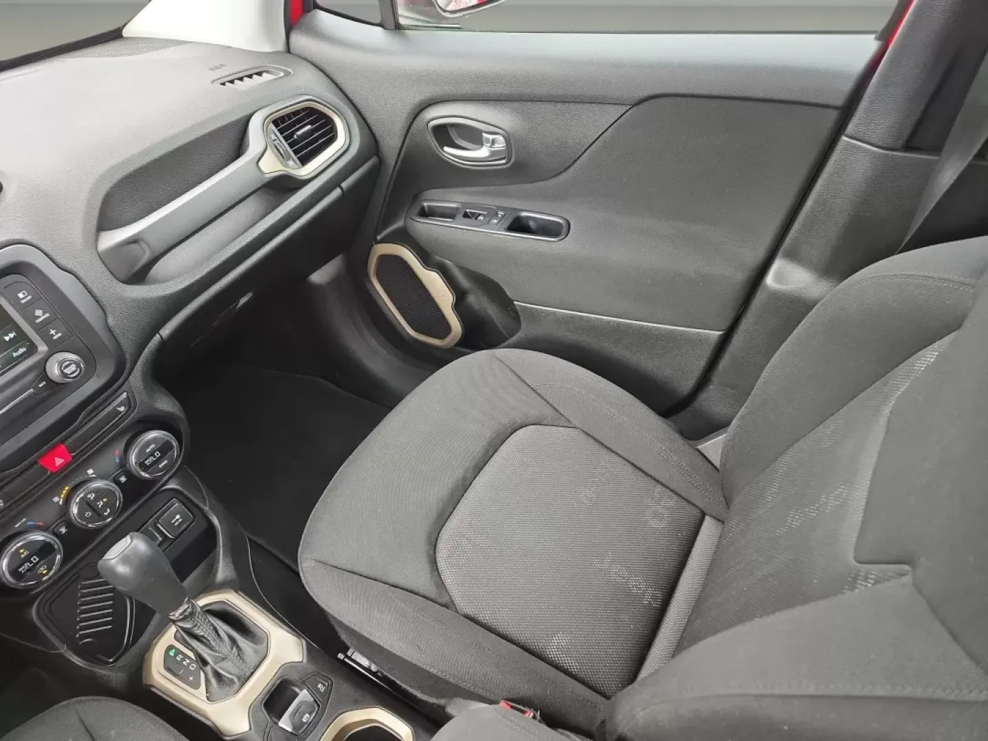 2015 /Black Jeep Renegade Latitude (ZACCJABT9FP) with an Other engine, located at 521 Old Farm Lane Rd, Prattville, AL, 36066, (334) 325-1505, 32.482460, -86.416367 - Elevate your daily commute or weekend getaways with the versatile 2015 Jeep Renegade Latitude, now available at Gils Auto in Phenix City, AL. This sporty crossover is designed to seamlessly integrate into your active lifestyle, whether you're navigating city streets or exploring scenic backroads. Wi - Photo#14