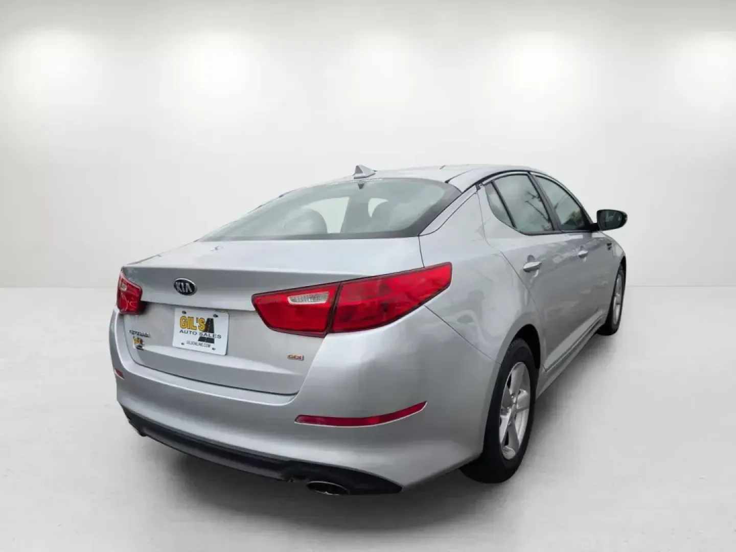 2015 /Black Kia Optima LX (5XXGM4A78FG) with an Regular Unleaded I-4 2.4 L/144 engine, 6-Speed Automatic w/OD transmission, located at 5115 14th Ave., Columbus, GA, 31904, (706) 323-0345, 32.511494, -84.971046 - 2015 Kia Optima LX - Photo#4