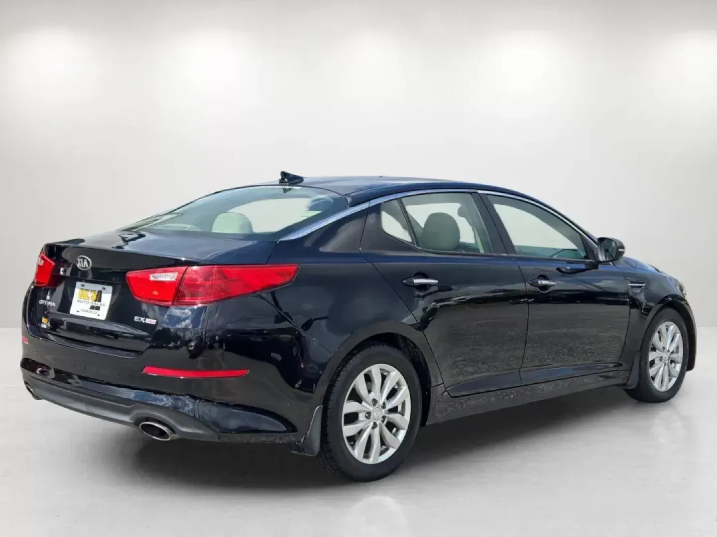 2015 /Beige Kia Optima EX (5XXGN4A74FG) with an Other engine, located at 521 Old Farm Lane Rd, Prattville, AL, 36066, (334) 325-1505, 32.482460, -86.416367 - **Discover Your Next Adventure with the 2015 Kia Optima EX Perfect for Family Road Trips and Daily Commutes!**<br /> <br /> Are you in search of a reliable sedan that suits both your family outings and everyday drives? Look no further! Gils Auto in Prattville, AL, proudly presents this impressive 2 - Photo#4