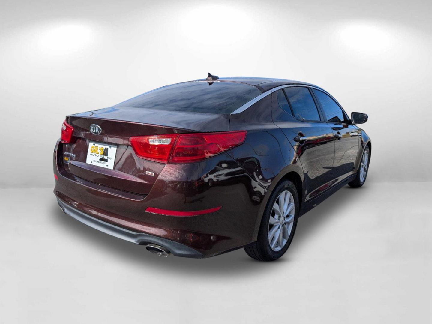 2015 /Beige Kia Optima LX (5XXGM4A7XFG) with an Regular Unleaded I-4 2.4 L/144 engine, 6-Speed Automatic w/OD transmission, located at 7000 Northlake Connector, Columbus, GA, 31904, (706) 987-8085, 32.524975, -84.978134 - 2015 Kia Optima LX - Photo#6