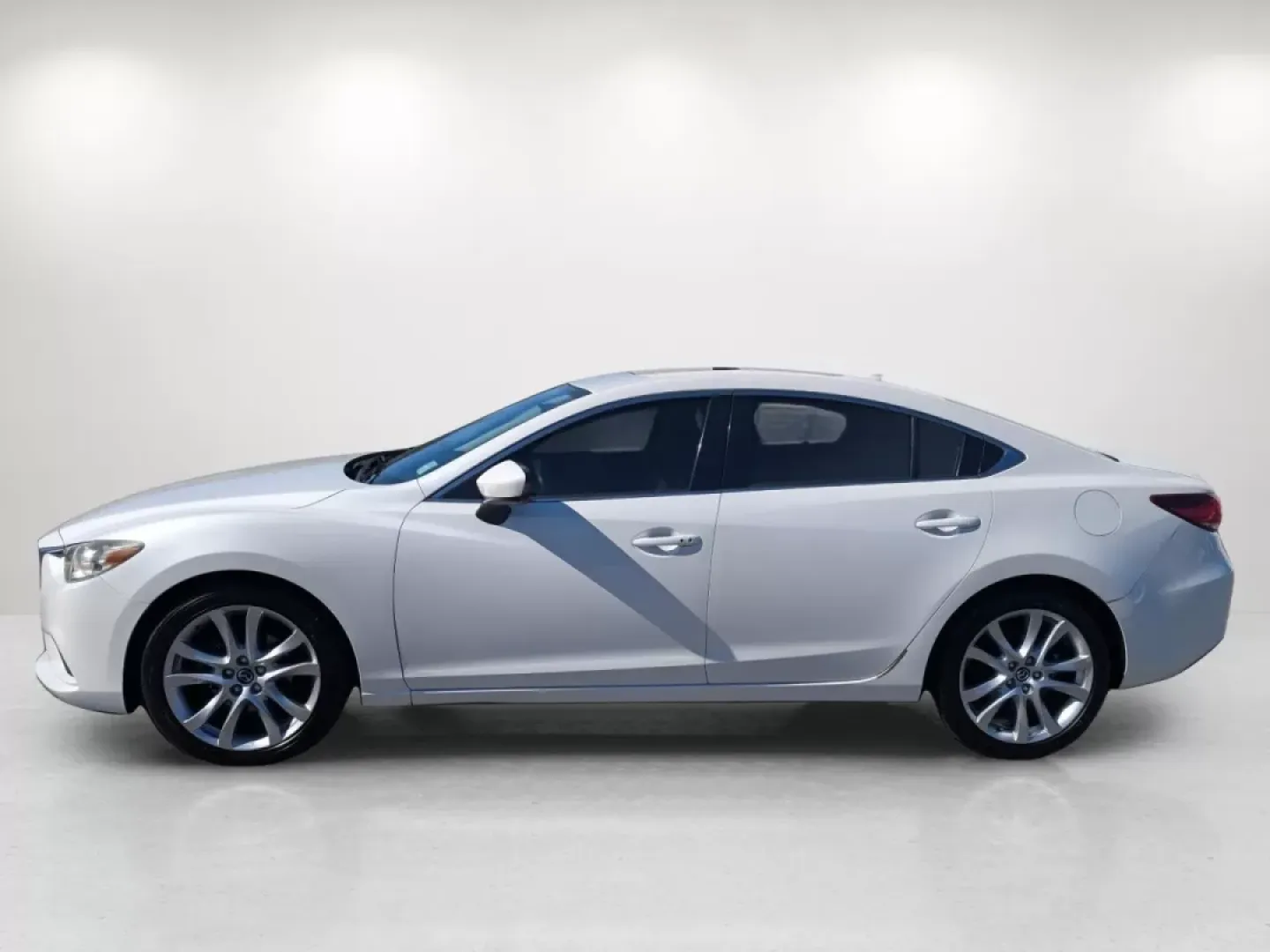 2015 /Black Mazda Mazda6 i Touring (JM1GJ1V63F1) with an Other engine, located at 1430 Gateway Drive, Opelika, AL, 36801, (334) 239-0944, 32.637871, -85.409790 - Experience the perfect blend of style, comfort, and performance with this stunning 2015 Mazda6 i Touring, available now at Gils Auto in Phenix City, AL. If you're seeking a reliable and sophisticated vehicle that fits seamlessly into your busy lifestyle-whether it's for your daily commute, family ou - Photo#7