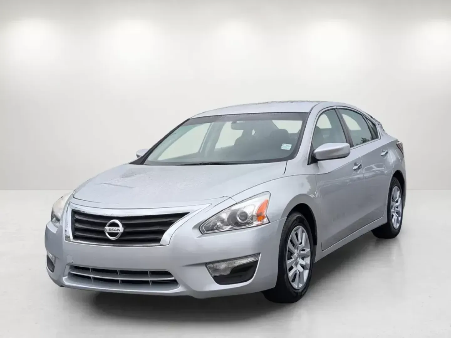 2015 /Charcoal Nissan Altima 2.5 (1N4AL3AP8FC) with an Regular Unleaded I-4 2.5 L/152 engine, 1-Speed CVT w/OD transmission, located at 5115 14th Ave., Columbus, GA, 31904, (706) 323-0345, 32.511494, -84.971046 - 2015 Nissan Altima 2.5 - Photo#0