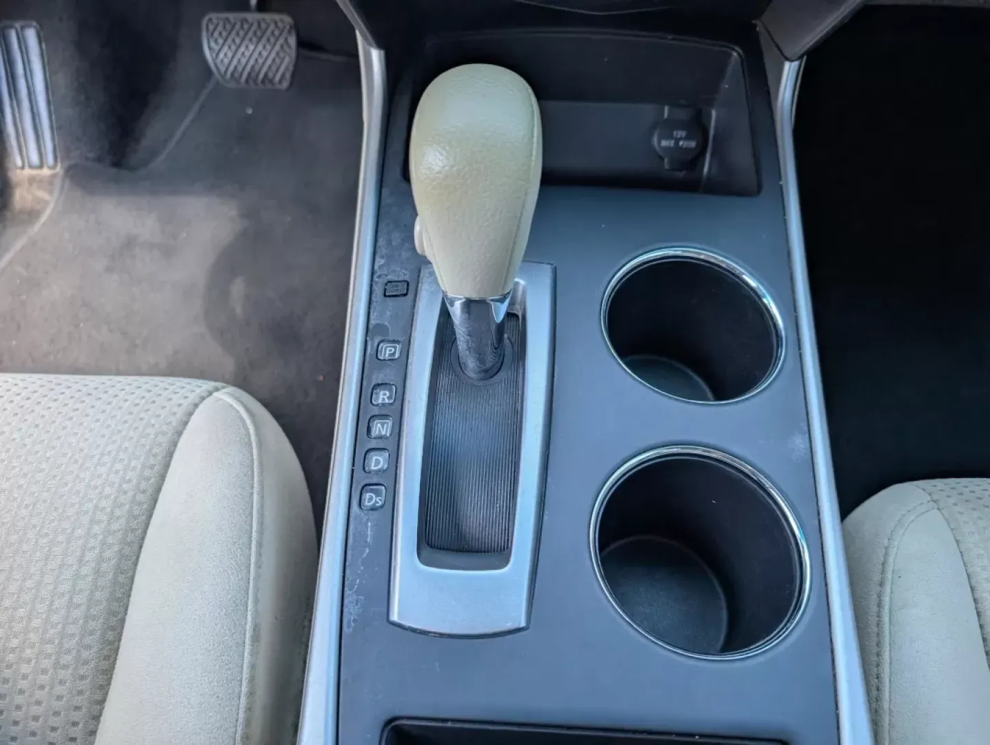 2015 /Beige Nissan Altima 2.5 S (1N4AL3APXFC) with an Other engine, located at 5115 14th Ave., Columbus, GA, 31904, (706) 323-0345, 32.511494, -84.971046 - **Discover Your Next Adventure with the 2015 Nissan Altima at Gils Auto!**<br /> <br /> Are you looking for a reliable vehicle that effortlessly transitions from daily commutes to weekend getaways? Look no further than the 2015 Nissan Altima! This sedan is designed for those who crave a blend of com - Photo#12