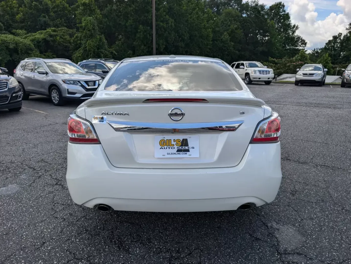 2015 /Charcoal Nissan Altima 2.5 S (1N4AL3AP0FC) with an Regular Unleaded I-4 2.5 L/152 engine, 1-Speed CVT w/OD transmission, located at 3959 U.S. 80 W, Phenix City, AL, 36870, (334) 297-4885, 32.469296, -85.135185 - 2015 Nissan Altima 2.5 S - Photo#5
